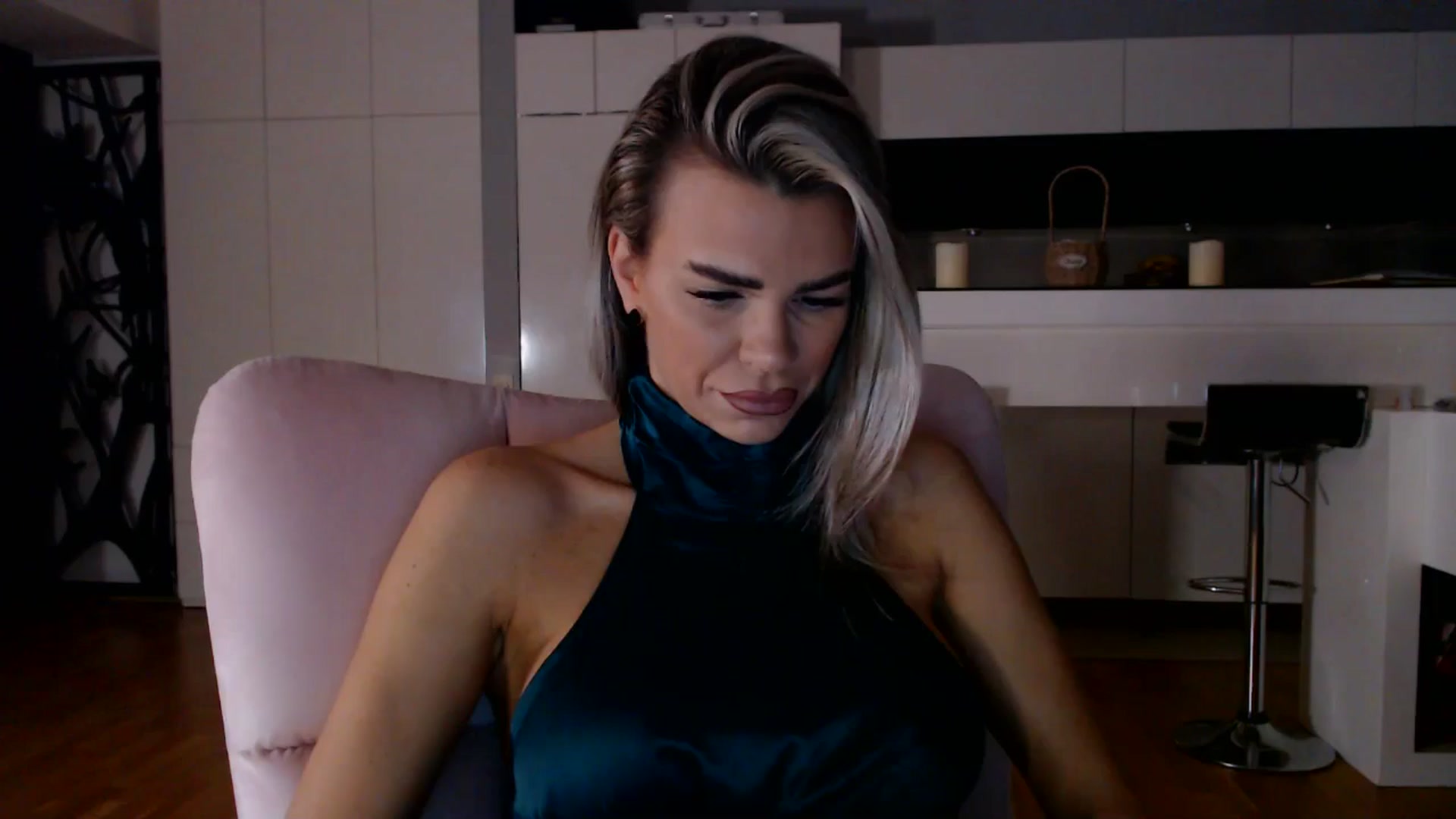 Gallery image thumbnail from D_y_y's myfreecams stream on, 11/07/2025, 06:00 image 2 of 20