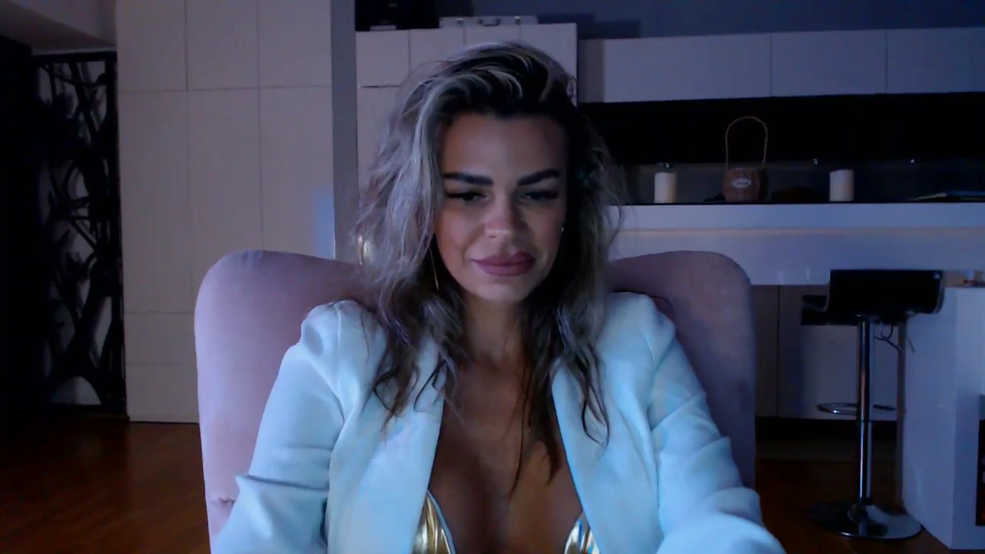 Gallery image thumbnail from D_y_y's myfreecams stream on, 11/10/2025, 05:22 image 8 of 20