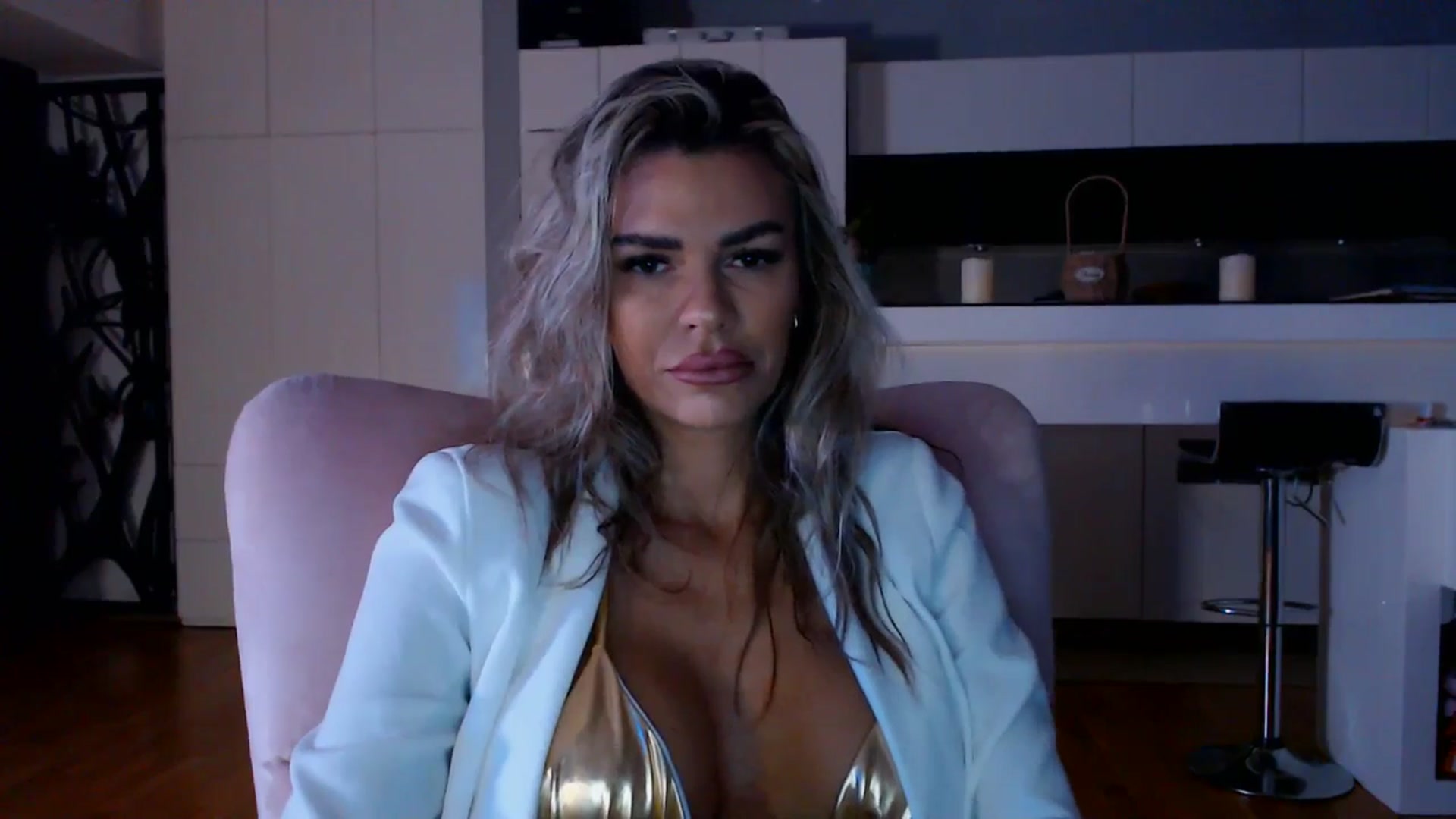 Gallery image thumbnail from D_y_y's myfreecams stream on, 11/10/2025, 05:22 image 3 of 20