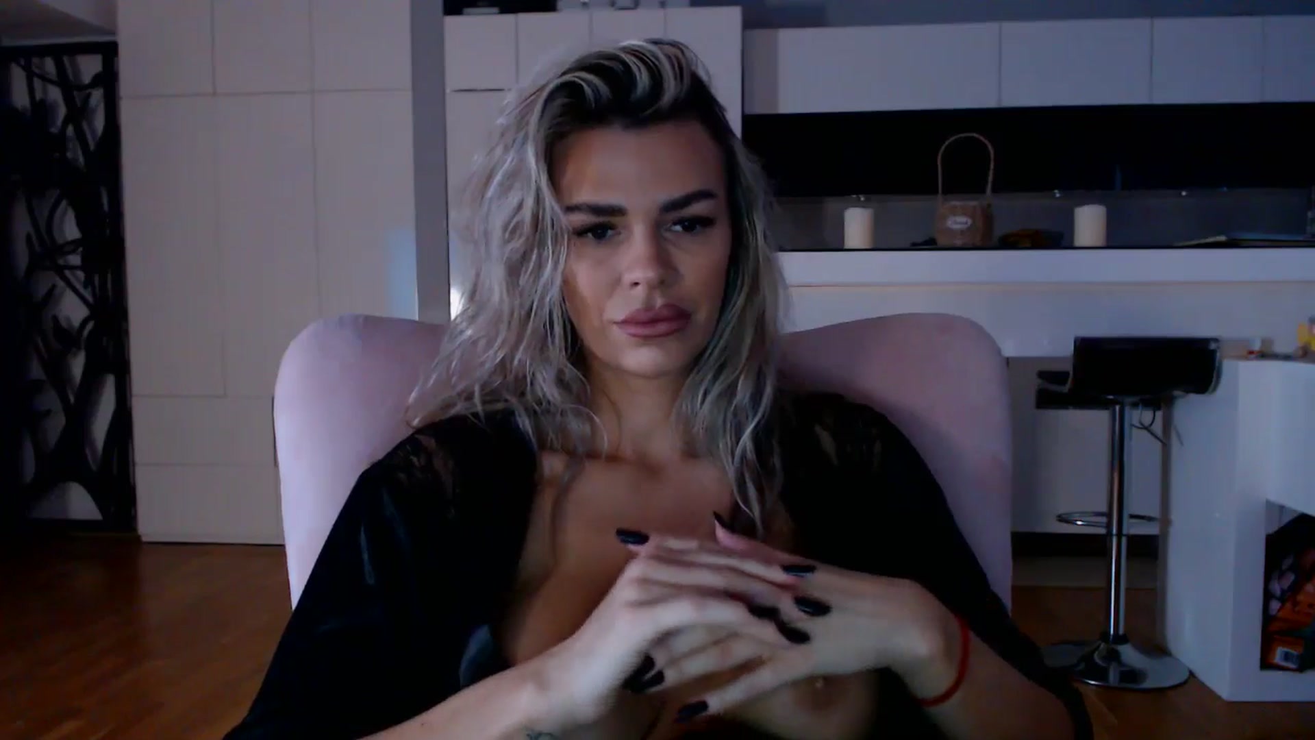 Gallery image thumbnail from D_y_y's myfreecams stream on, 11/10/2025, 05:42 image 17 of 20