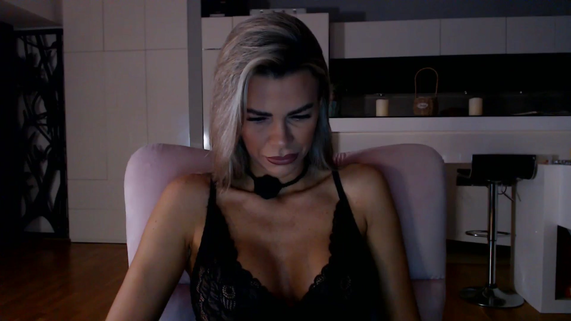 Gallery image thumbnail from D_y_y's myfreecams stream on, 11/12/2025, 05:55 image 4 of 20