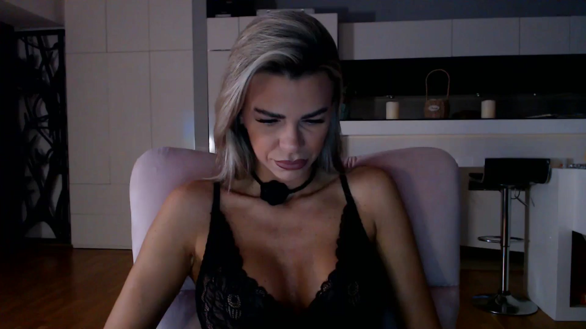 Gallery image thumbnail from D_y_y's myfreecams stream on, 11/12/2025, 05:55 image 1 of 20