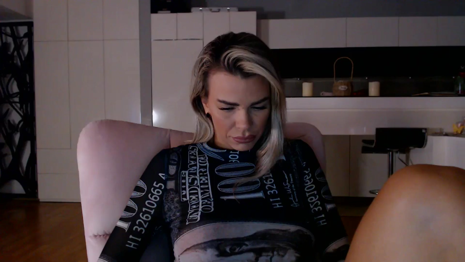 Gallery image thumbnail from D_y_y's myfreecams stream on, 11/19/2025, 05:42 image 3 of 20
