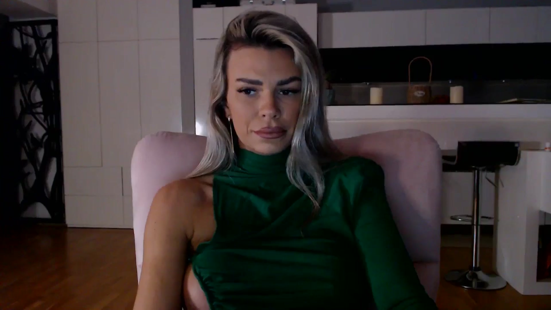 Gallery image thumbnail from D_y_y's myfreecams stream on, 11/24/2025, 05:28 image 20 of 20