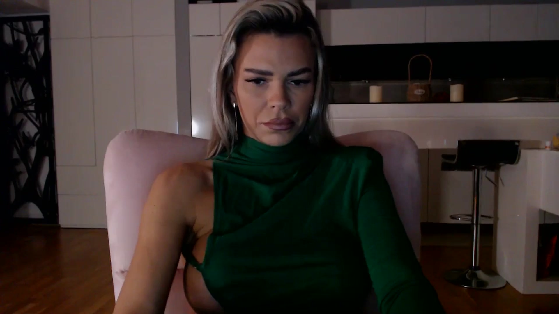 Gallery image thumbnail from D_y_y's myfreecams stream on, 11/24/2025, 05:28 image 4 of 20