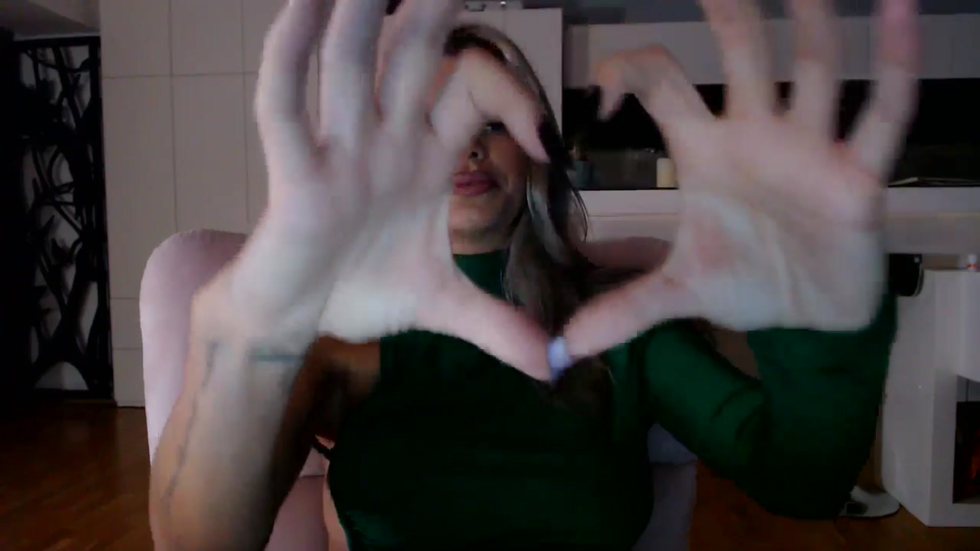 Gallery image thumbnail from D_y_y's myfreecams stream on, 11/24/2025, 05:28 image 16 of 20