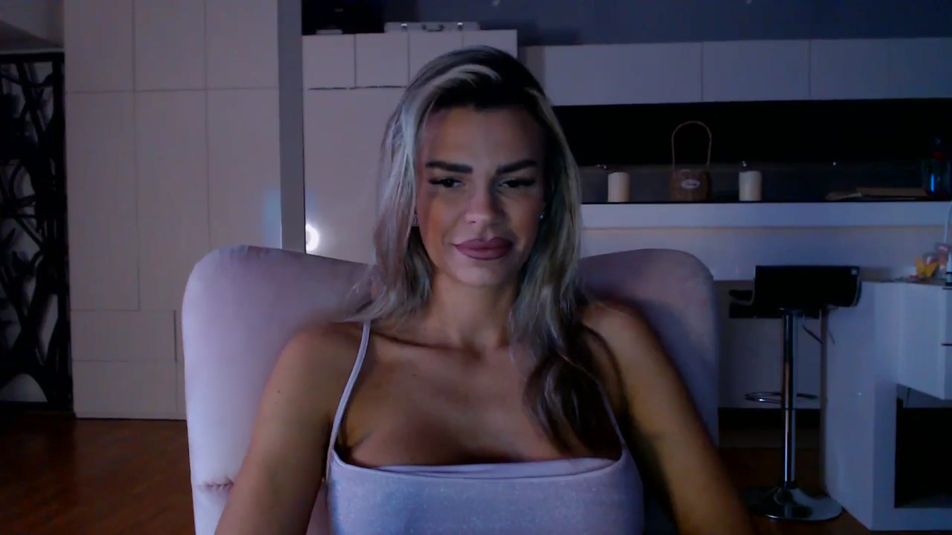Gallery image thumbnail from D_y_y's myfreecams stream on, 12/03/2025, 06:08 image 13 of 20