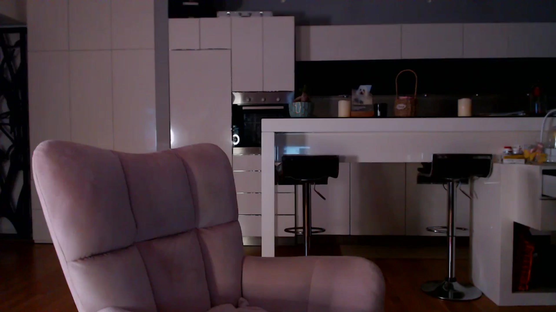 Gallery image thumbnail from D_y_y's myfreecams stream on, 12/18/2025, 05:49 image 6 of 20