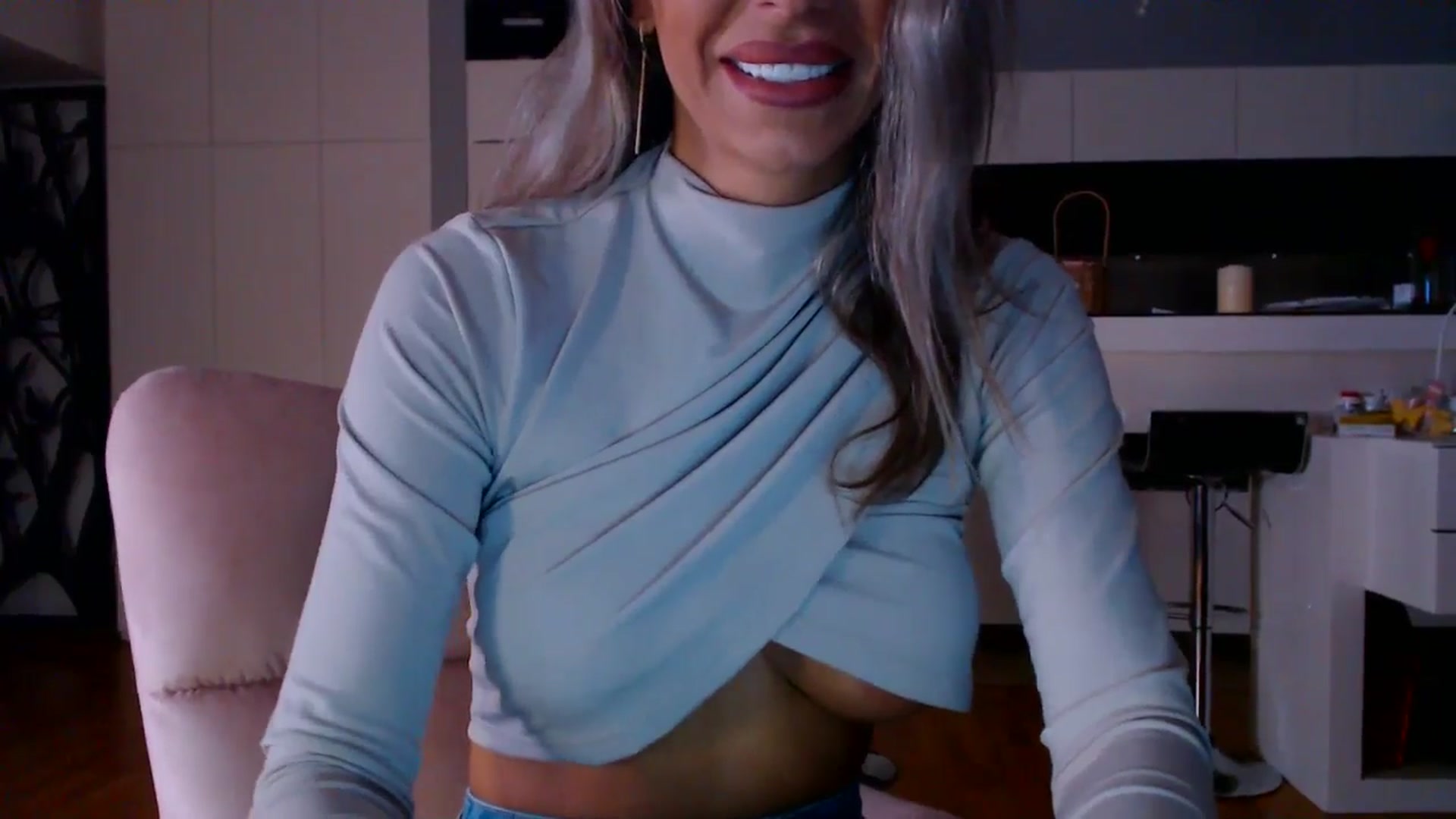 Gallery image thumbnail from D_y_y's myfreecams stream on, 12/20/2025, 06:15 image 12 of 20