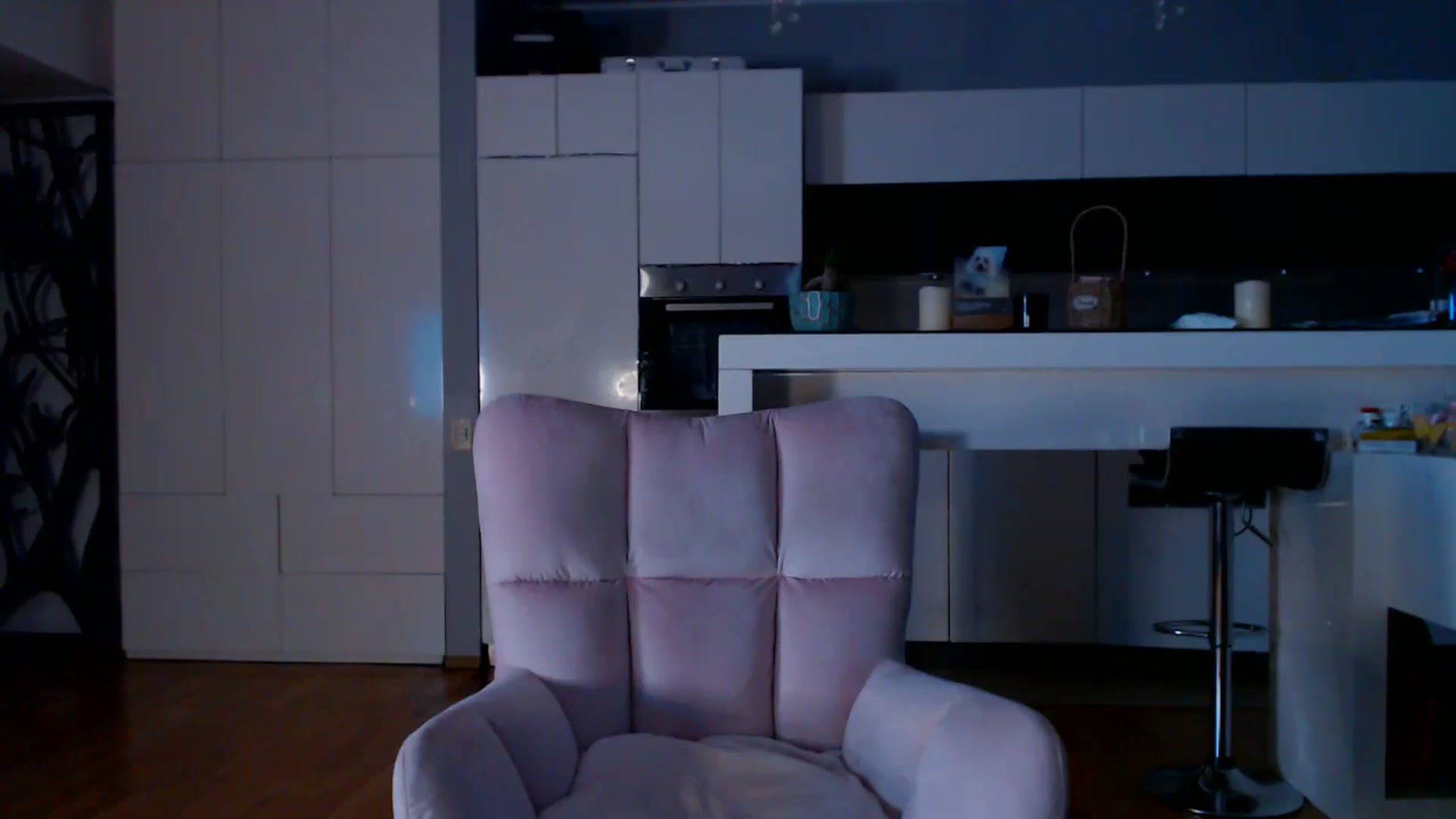 Gallery image thumbnail from D_y_y's myfreecams stream on, 12/22/2025, 05:15 image 3 of 20