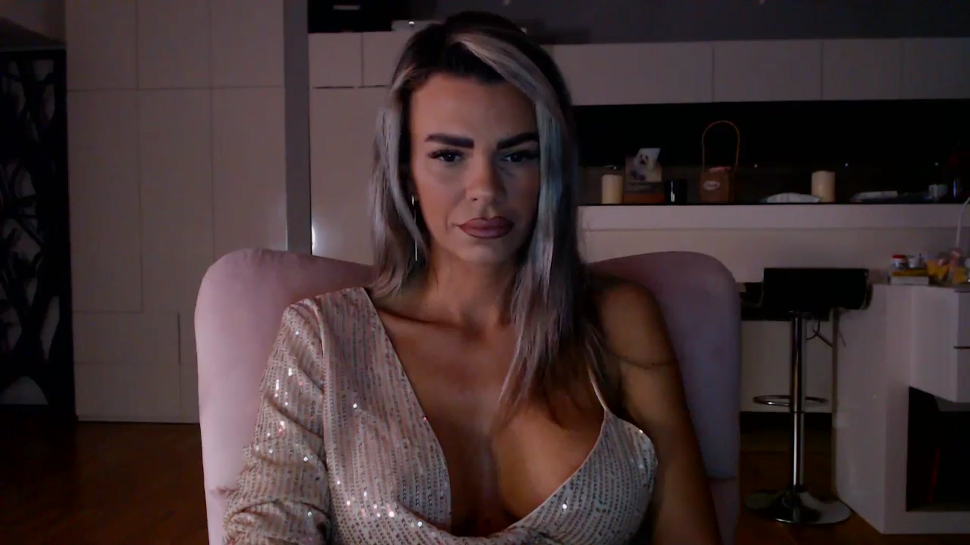 Gallery image thumbnail from D_y_y's myfreecams stream on, 12/23/2025, 05:56 image 3 of 20