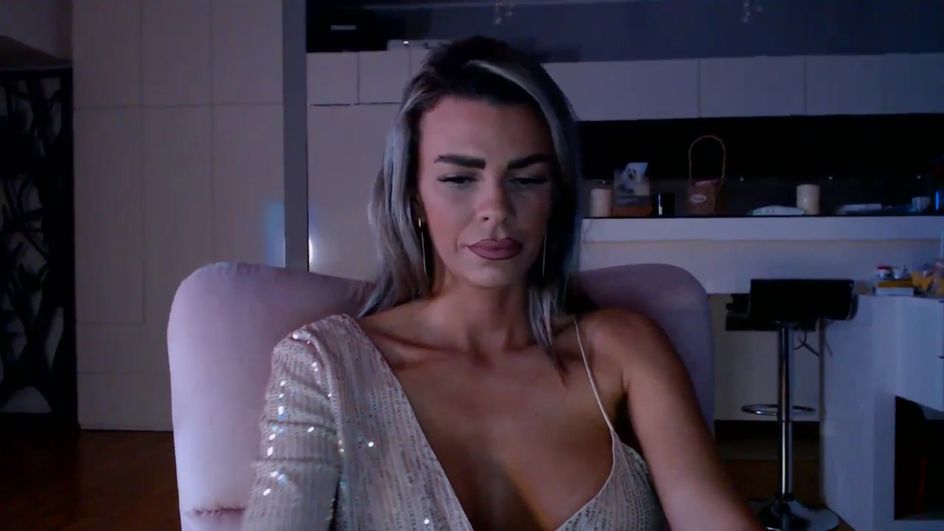 Gallery image thumbnail from D_y_y's myfreecams stream on, 12/23/2025, 05:56 image 20 of 20