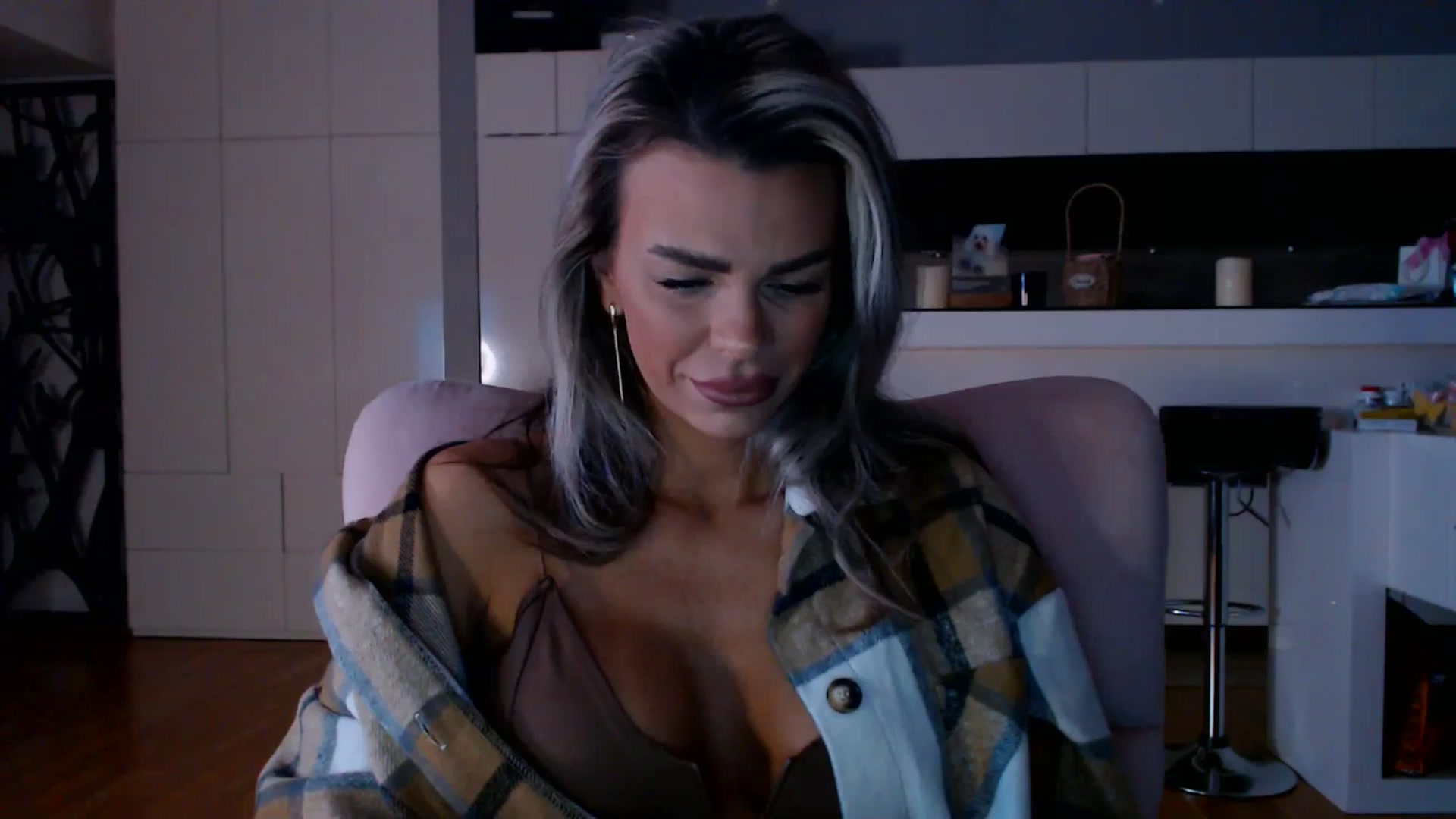 Gallery image thumbnail from D_y_y's myfreecams stream on, 01/02/2026, 06:11 image 6 of 20