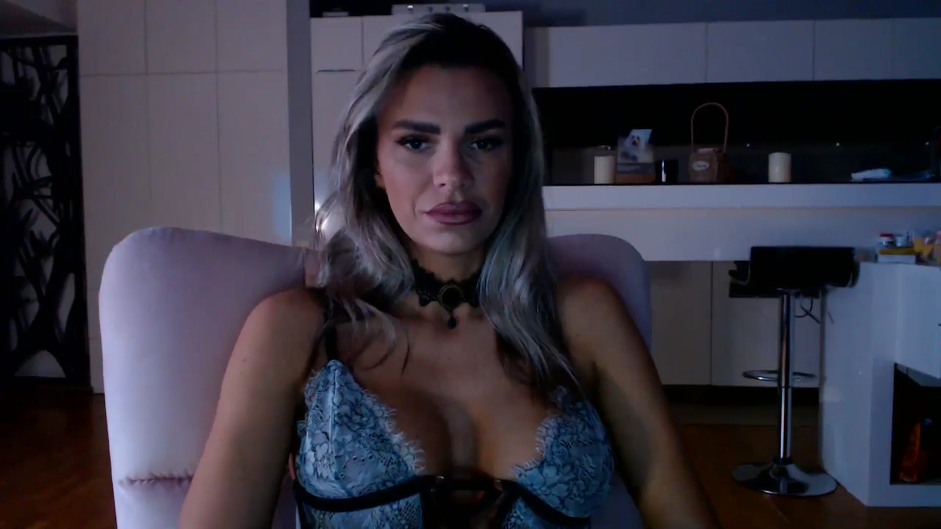 Gallery image thumbnail from D_y_y's myfreecams stream on, 01/07/2026, 05:03 image 3 of 20