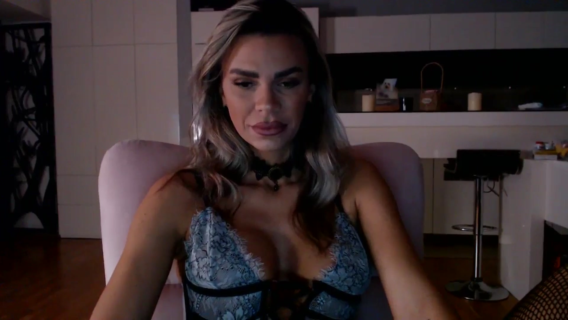 Gallery image thumbnail from D_y_y's myfreecams stream on, 01/07/2026, 05:03 image 6 of 20