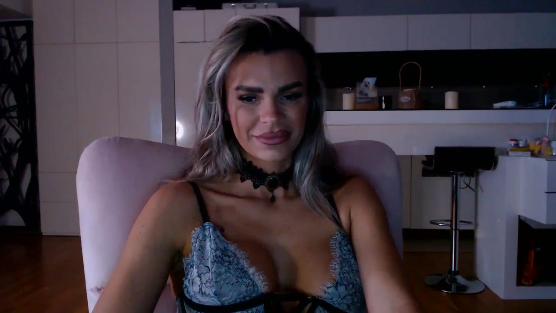 Gallery image thumbnail from D_y_y's myfreecams stream on, 01/07/2026, 05:50 image 19 of 20