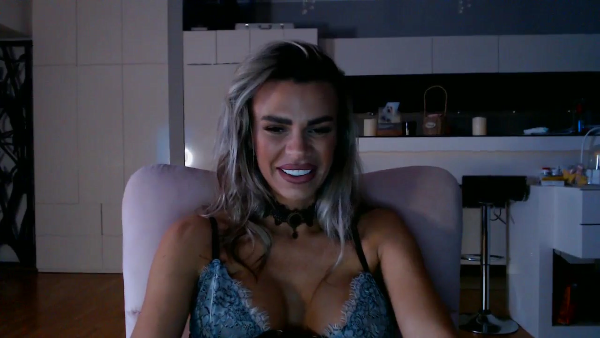Gallery image thumbnail from D_y_y's myfreecams stream on, 01/07/2026, 05:50 image 11 of 20