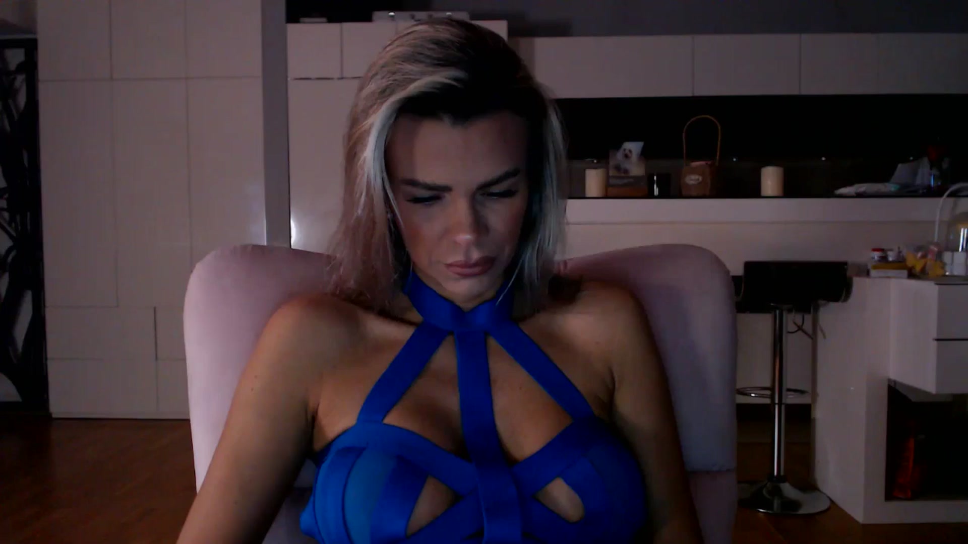 Gallery image thumbnail from D_y_y's myfreecams stream on, 01/08/2026, 06:18 image 2 of 20