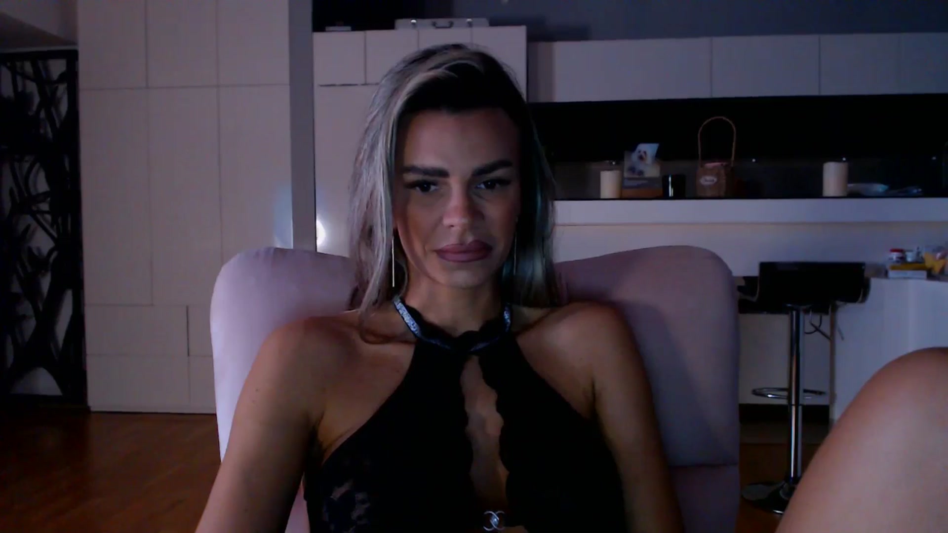 Gallery image thumbnail from D_y_y's myfreecams stream on, 01/09/2026, 06:12 image 6 of 20