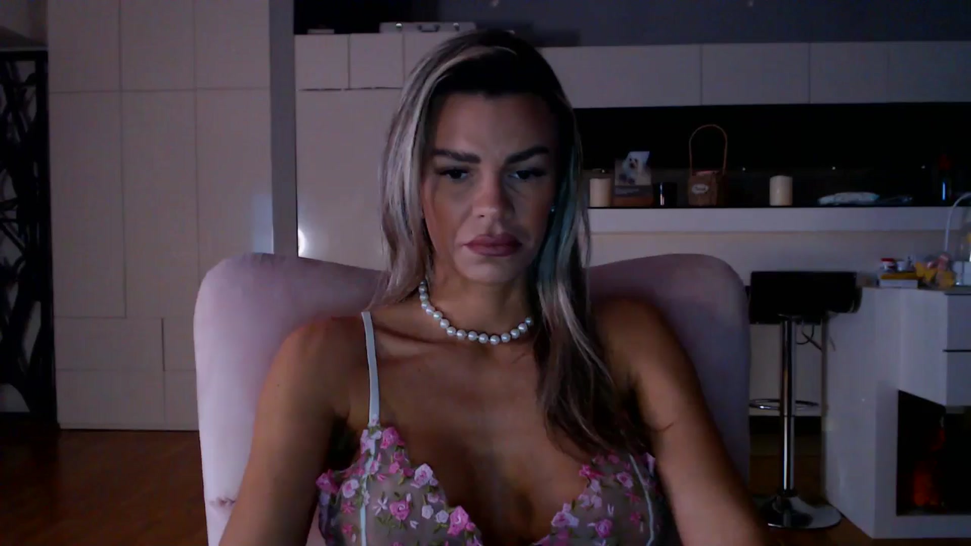 Gallery image thumbnail from D_y_y's myfreecams stream on, 01/11/2026, 06:28 image 4 of 20