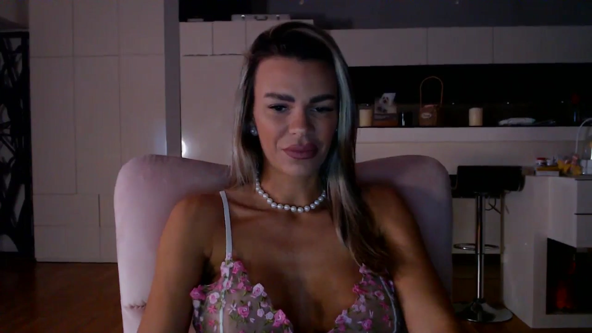 Gallery image thumbnail from D_y_y's myfreecams stream on, 01/11/2026, 06:28 image 5 of 20