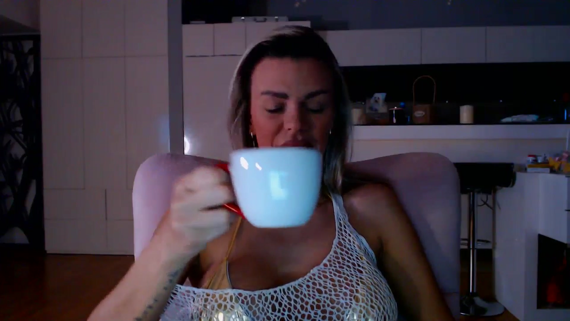 Gallery image thumbnail from D_y_y's myfreecams stream on, 01/14/2026, 06:14 image 7 of 20