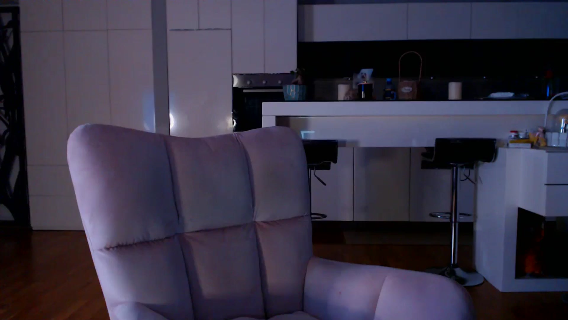 Gallery image thumbnail from D_y_y's myfreecams stream on, 01/16/2026, 05:19 image 13 of 20