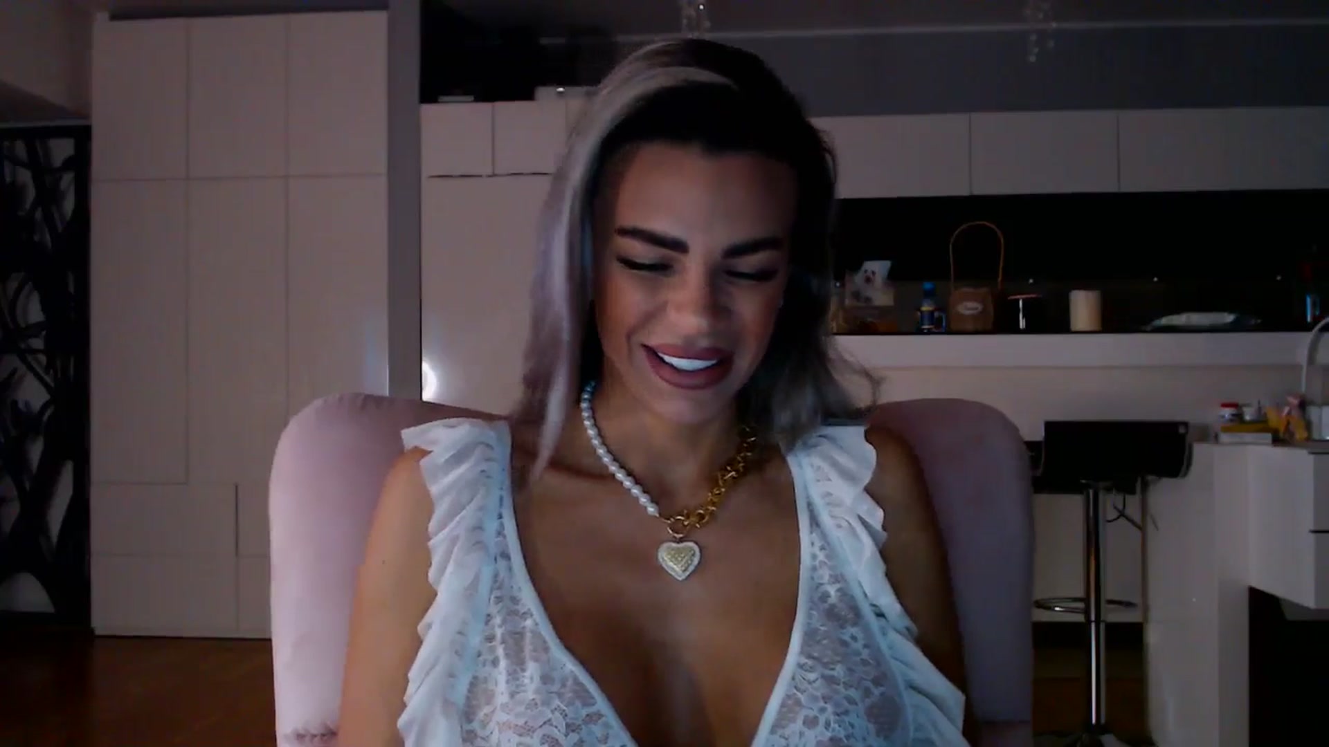 Gallery image thumbnail from D_y_y's myfreecams stream on, 01/18/2026, 06:48 image 2 of 20