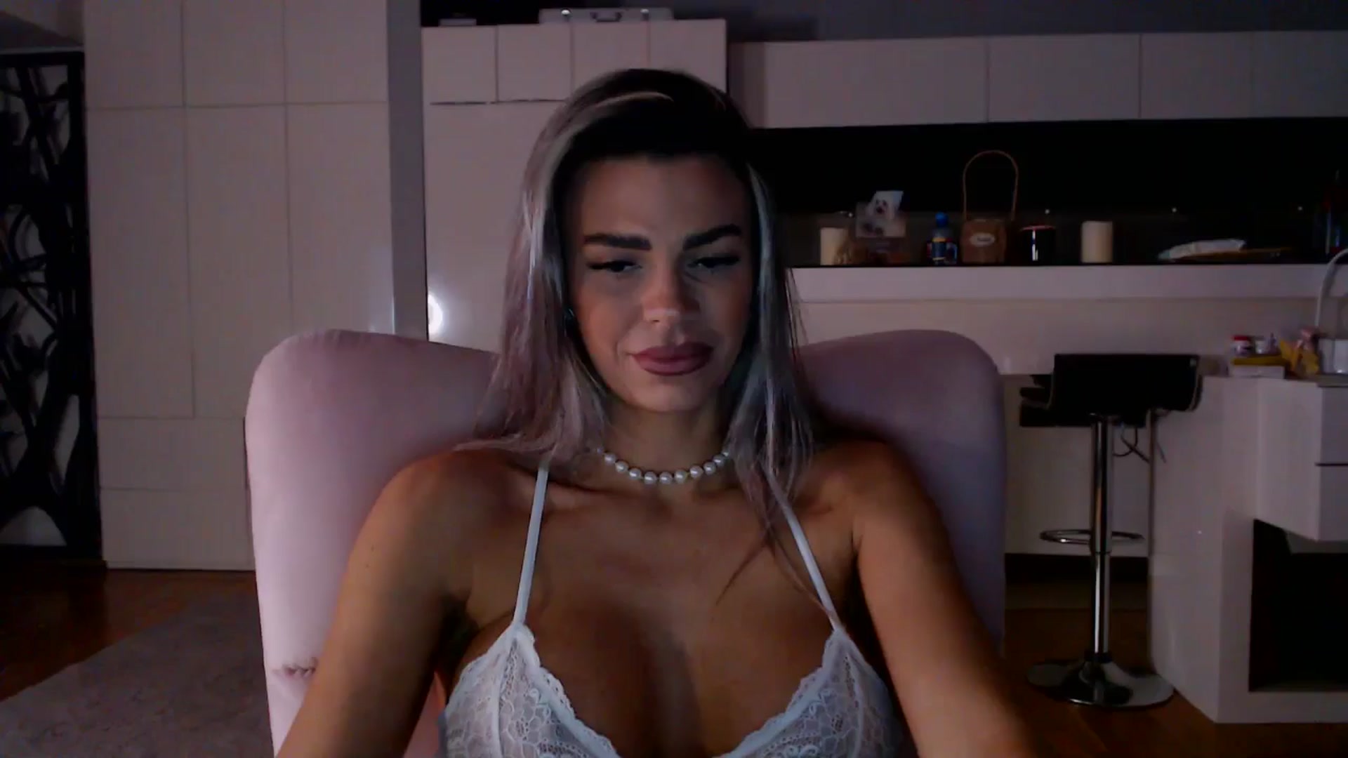 Gallery image thumbnail from D_y_y's myfreecams stream on, 01/23/2026, 05:58 image 19 of 20