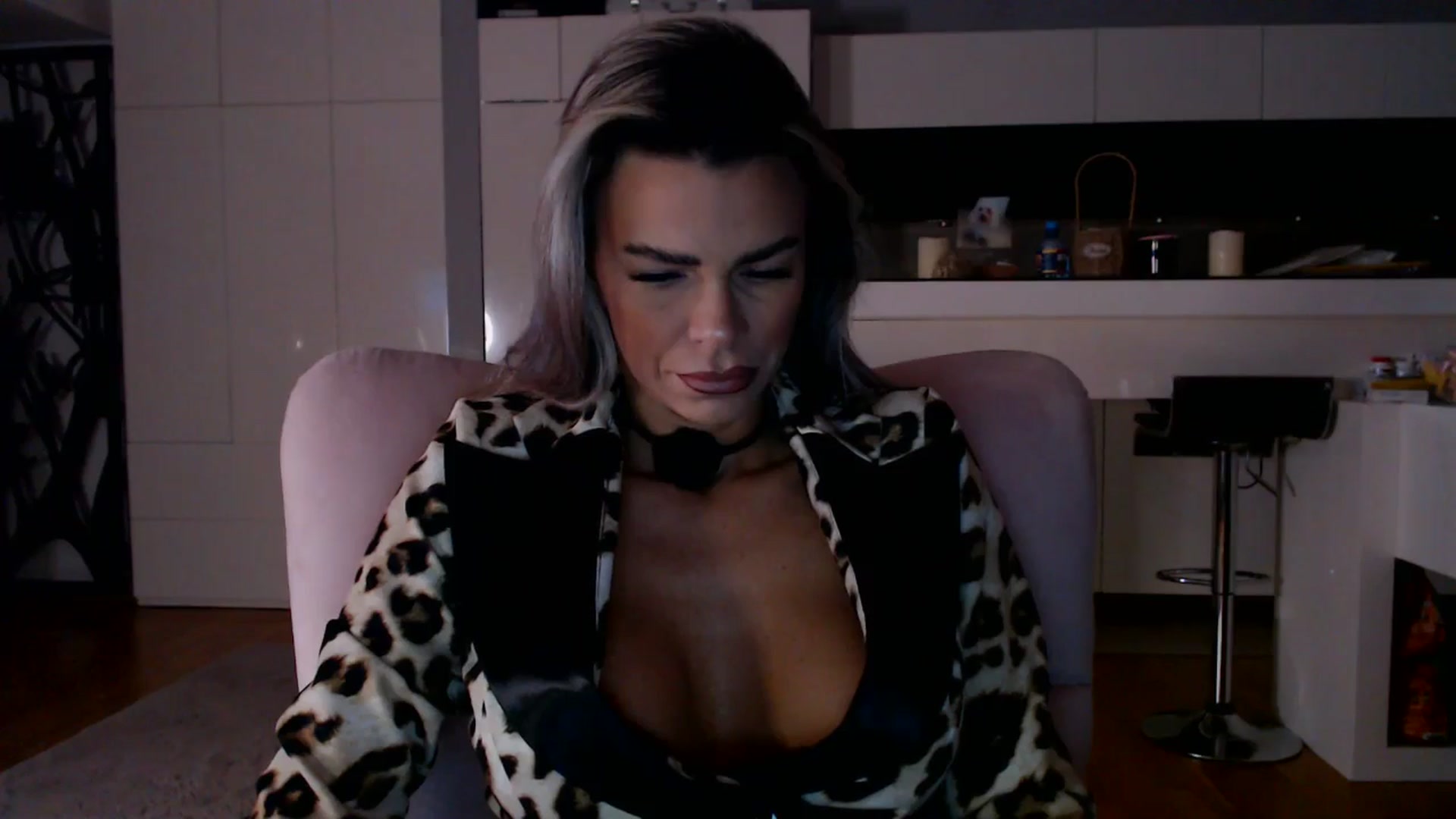 Gallery image thumbnail from D_y_y's myfreecams stream on, 01/27/2026, 06:14 image 4 of 20
