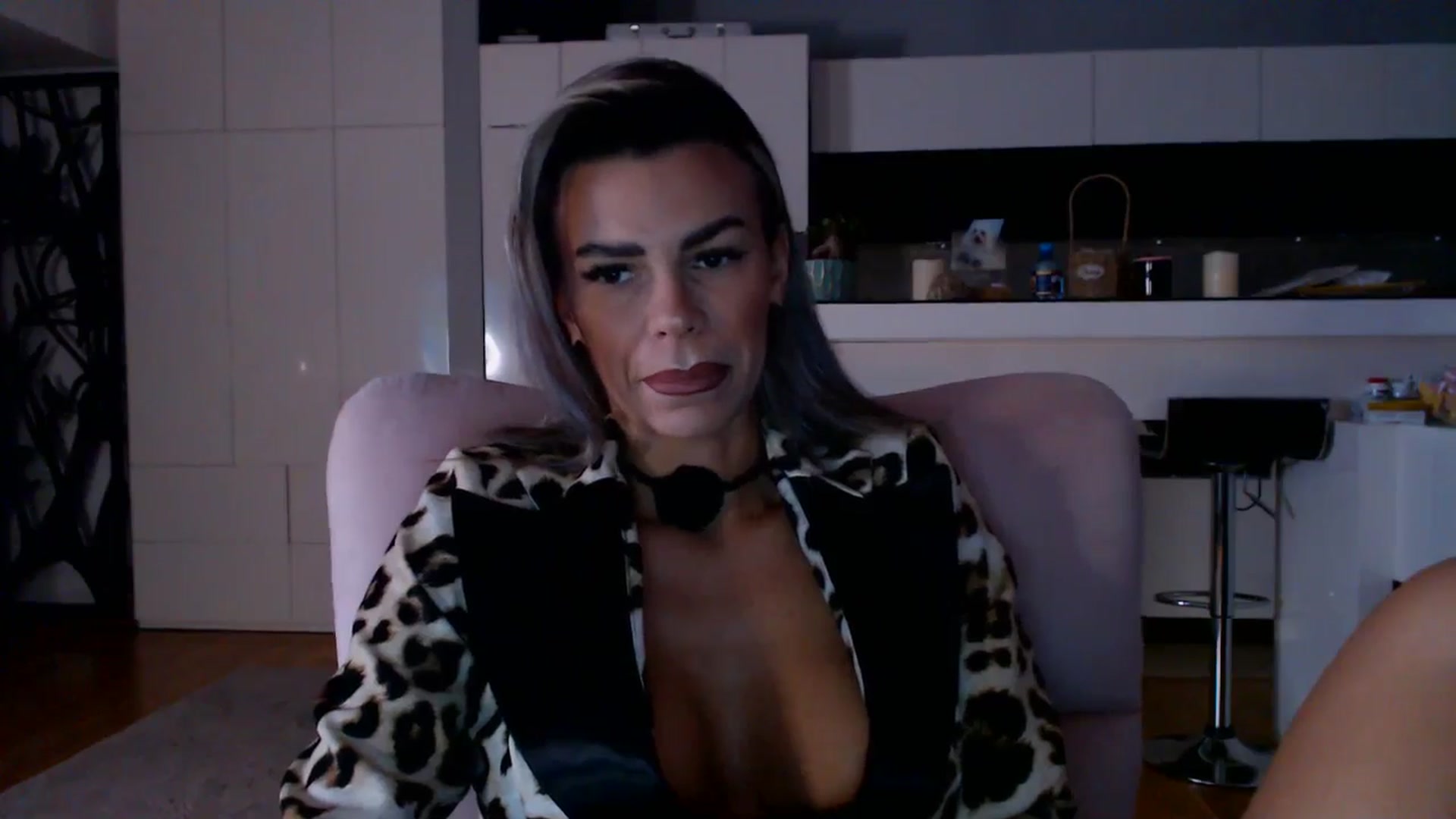Gallery image thumbnail from D_y_y's myfreecams stream on, 01/27/2026, 06:14 image 16 of 20