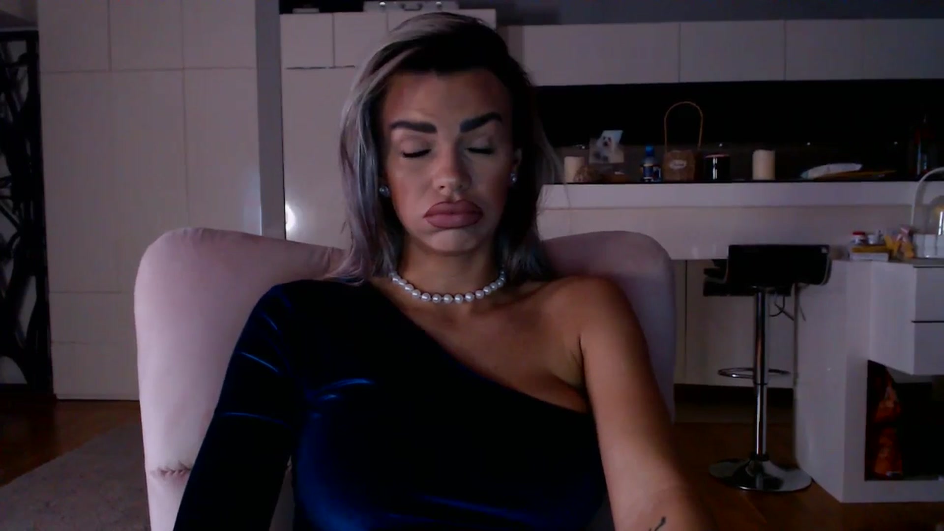 Gallery image thumbnail from D_y_y's myfreecams stream on, 01/29/2026, 06:11 image 3 of 20