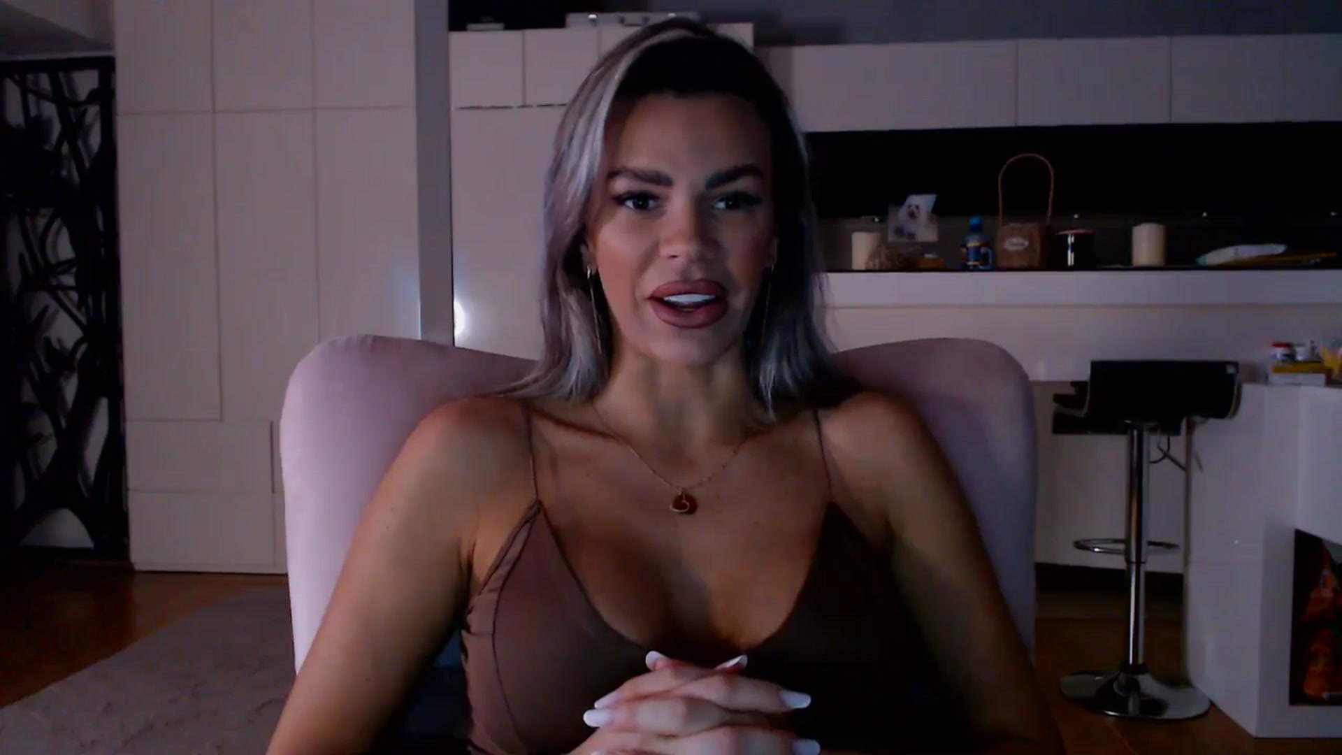 Gallery image thumbnail from D_y_y's myfreecams stream on, 01/30/2026, 06:00 image 8 of 20