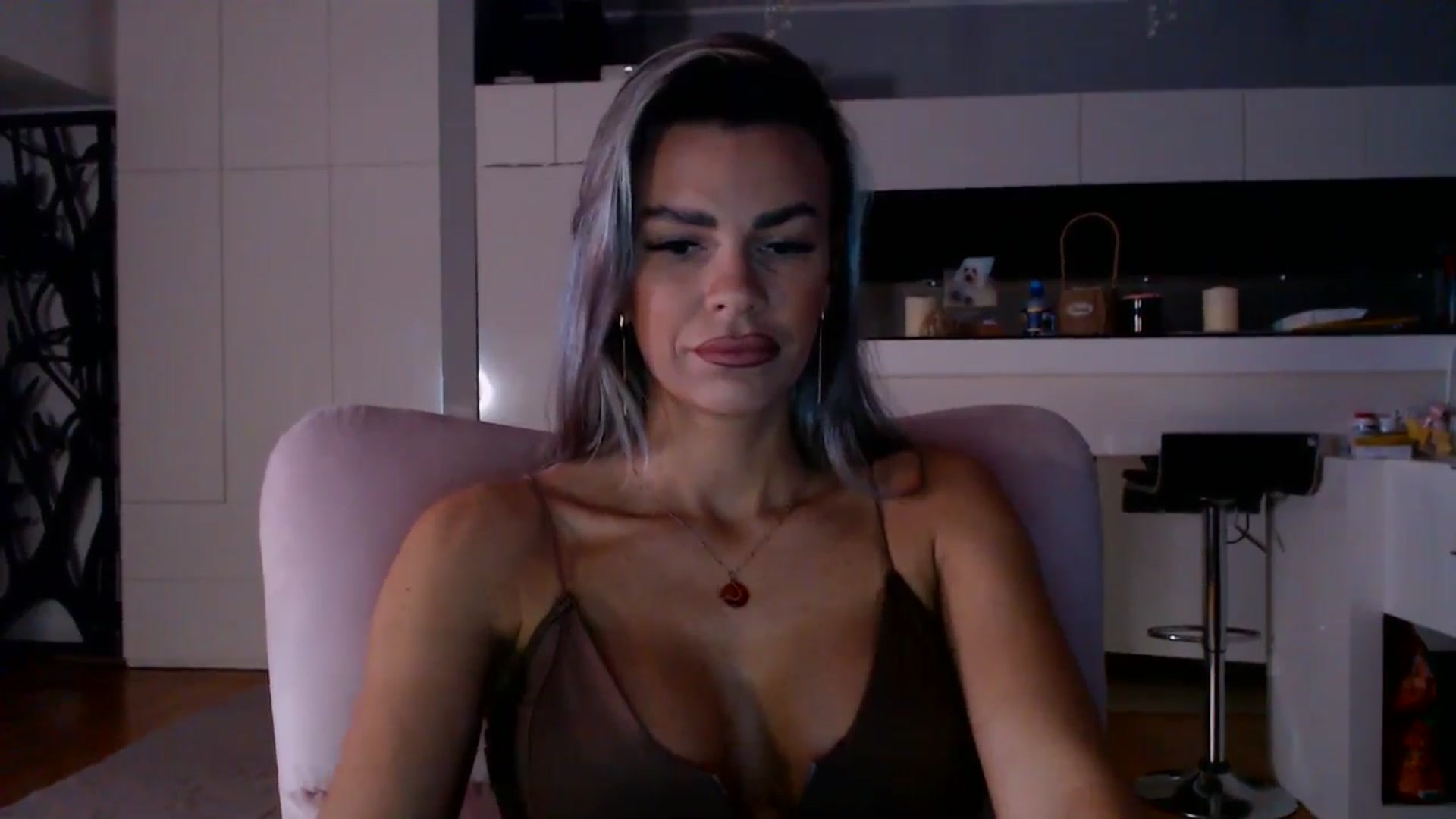 Gallery image thumbnail from D_y_y's myfreecams stream on, 01/30/2026, 06:00 image 17 of 20