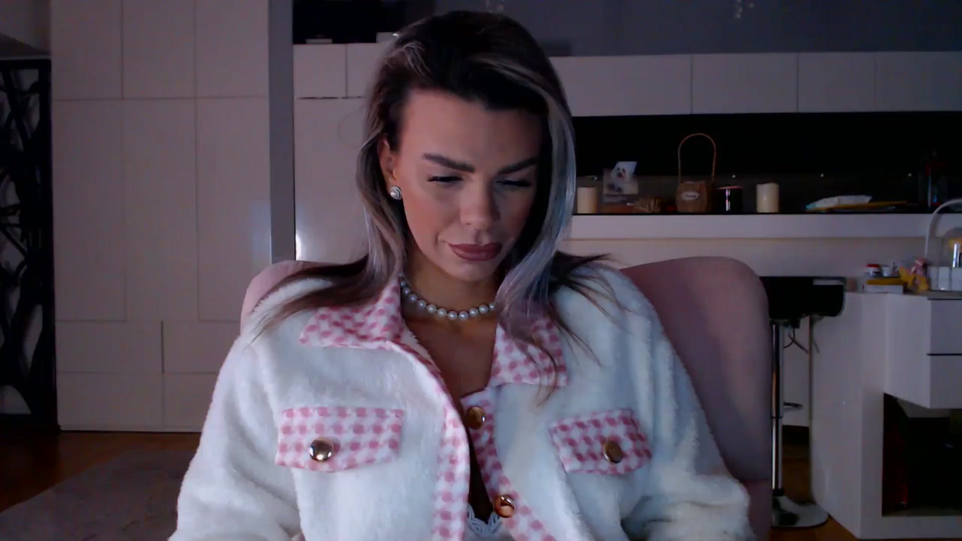 Gallery image thumbnail from D_y_y's myfreecams stream on, 02/01/2026, 07:42 image 1 of 20