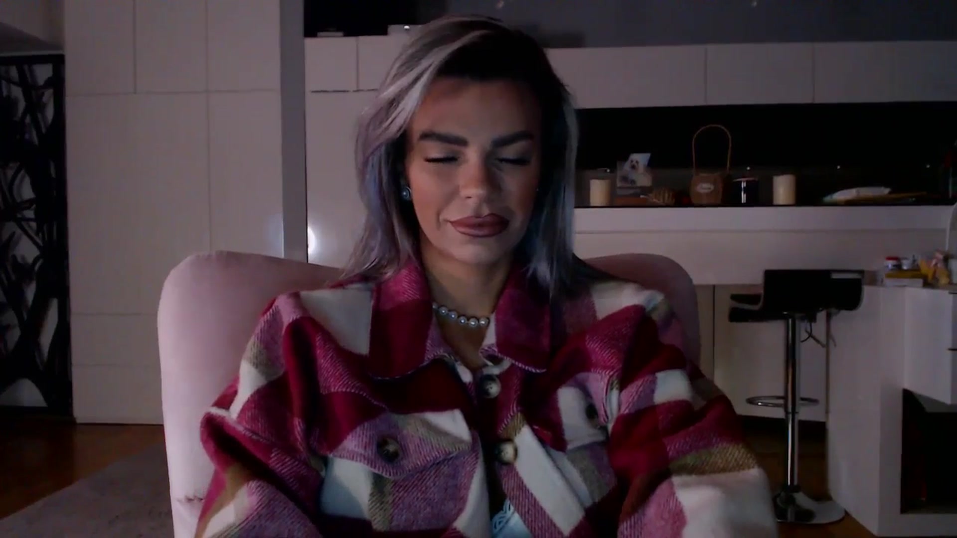 Gallery image thumbnail from D_y_y's myfreecams stream on, 02/02/2026, 05:13 image 6 of 20
