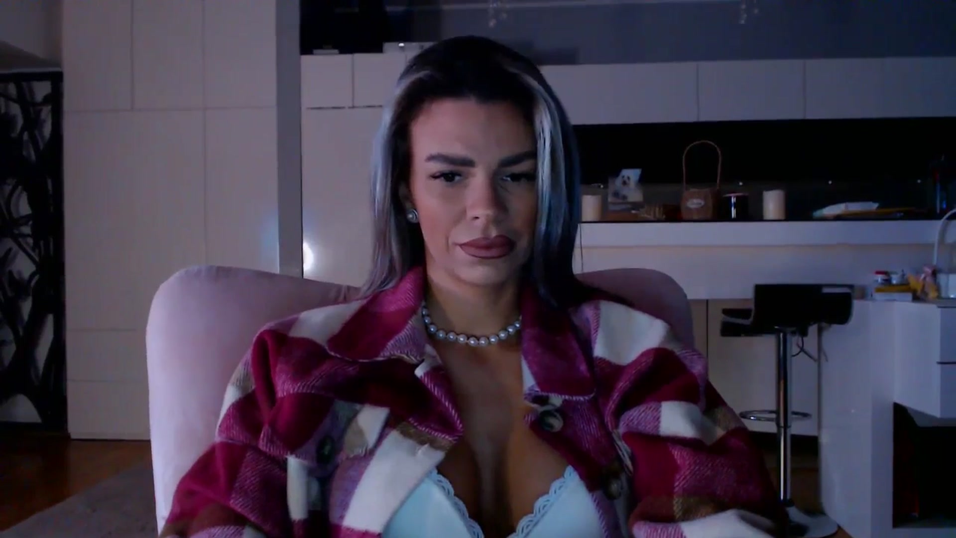 Gallery image thumbnail from D_y_y's myfreecams stream on, 02/02/2026, 06:00 image 2 of 20