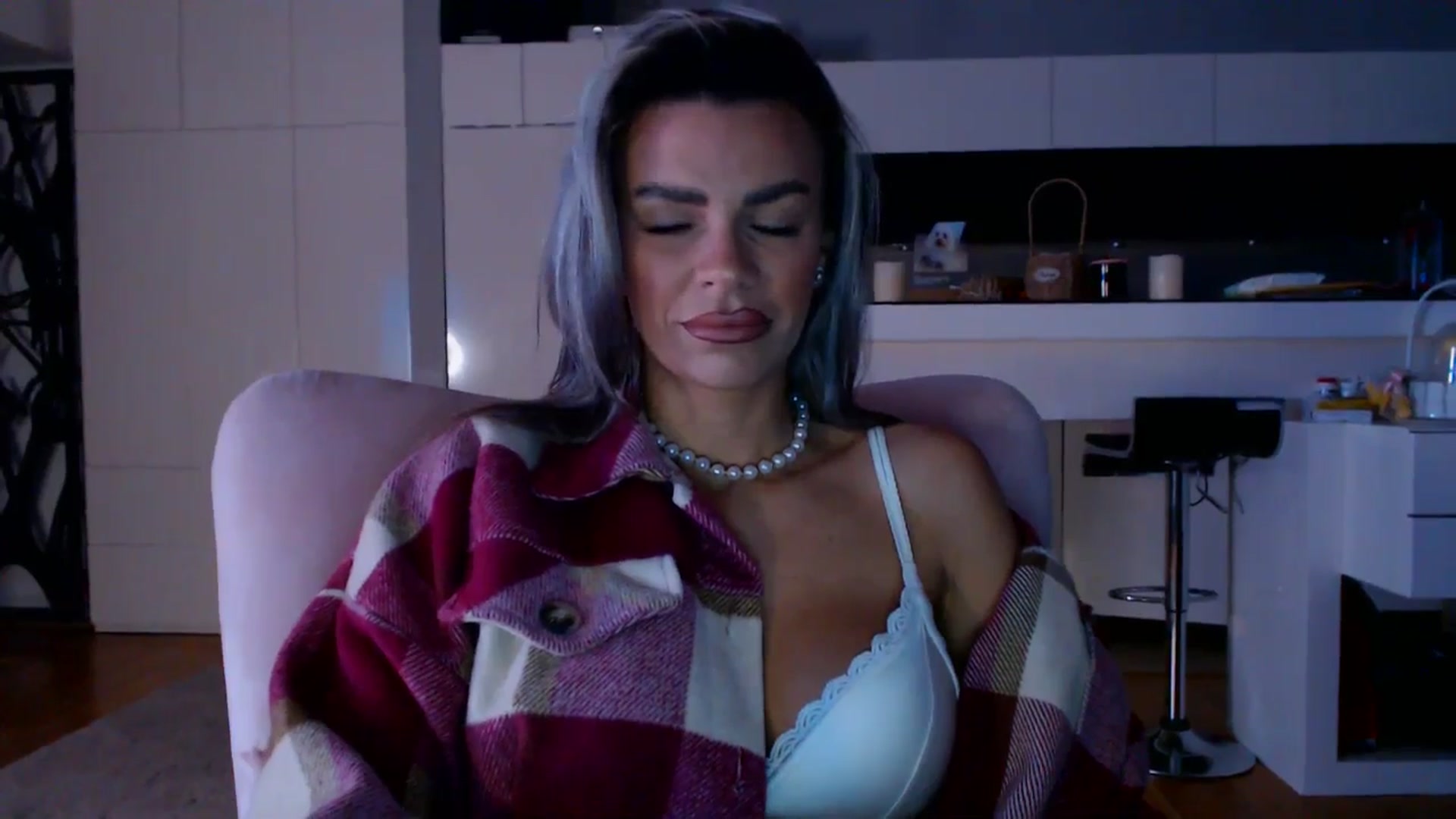 Gallery image thumbnail from D_y_y's myfreecams stream on, 02/02/2026, 06:00 image 8 of 20