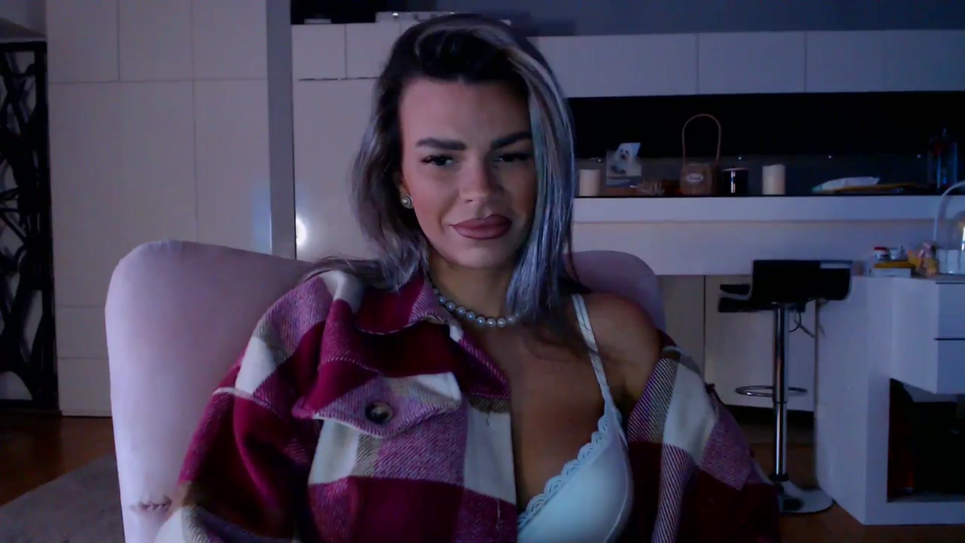Gallery image thumbnail from D_y_y's myfreecams stream on, 02/02/2026, 06:00 image 11 of 20