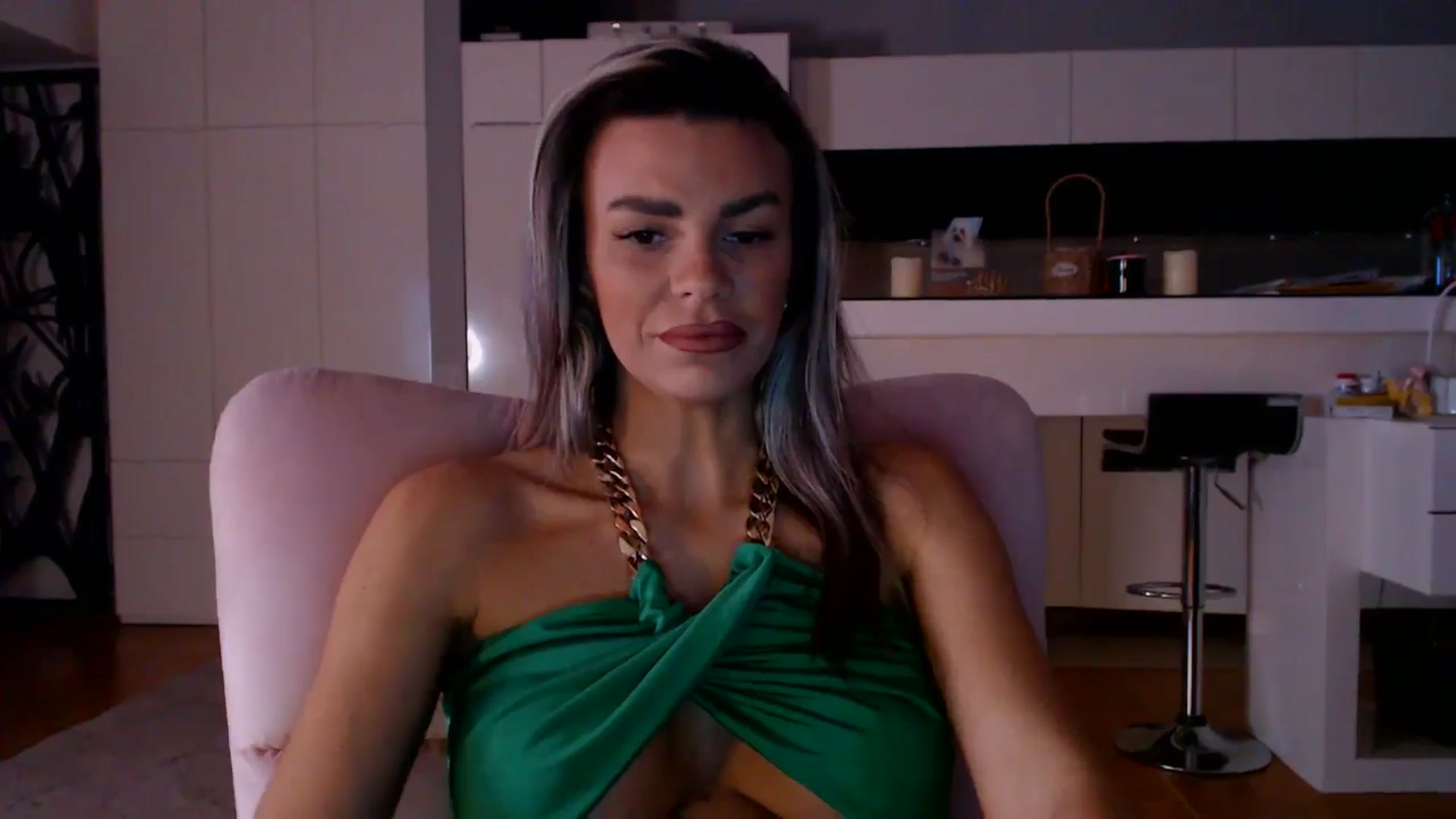 Gallery image thumbnail from D_y_y's myfreecams stream on, 02/06/2026, 05:58 image 19 of 20