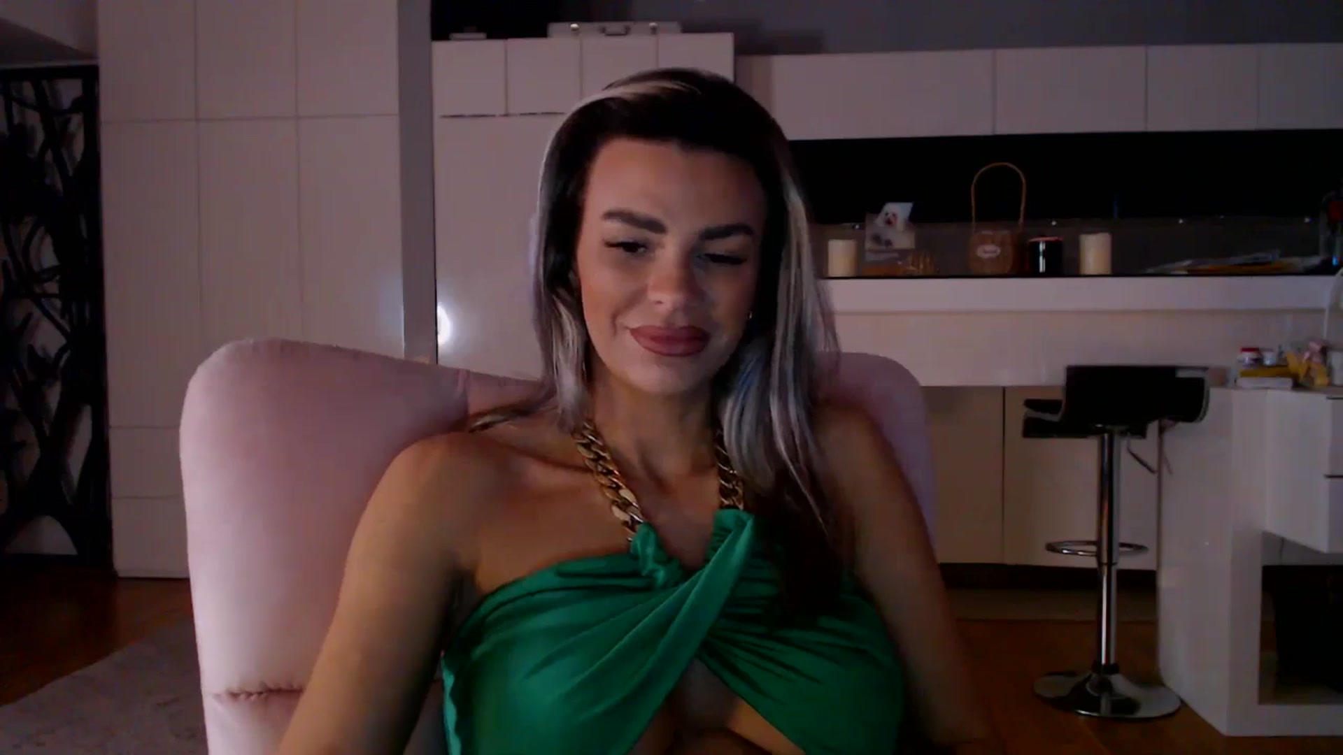Gallery image thumbnail from D_y_y's myfreecams stream on, 02/06/2026, 05:58 image 20 of 20