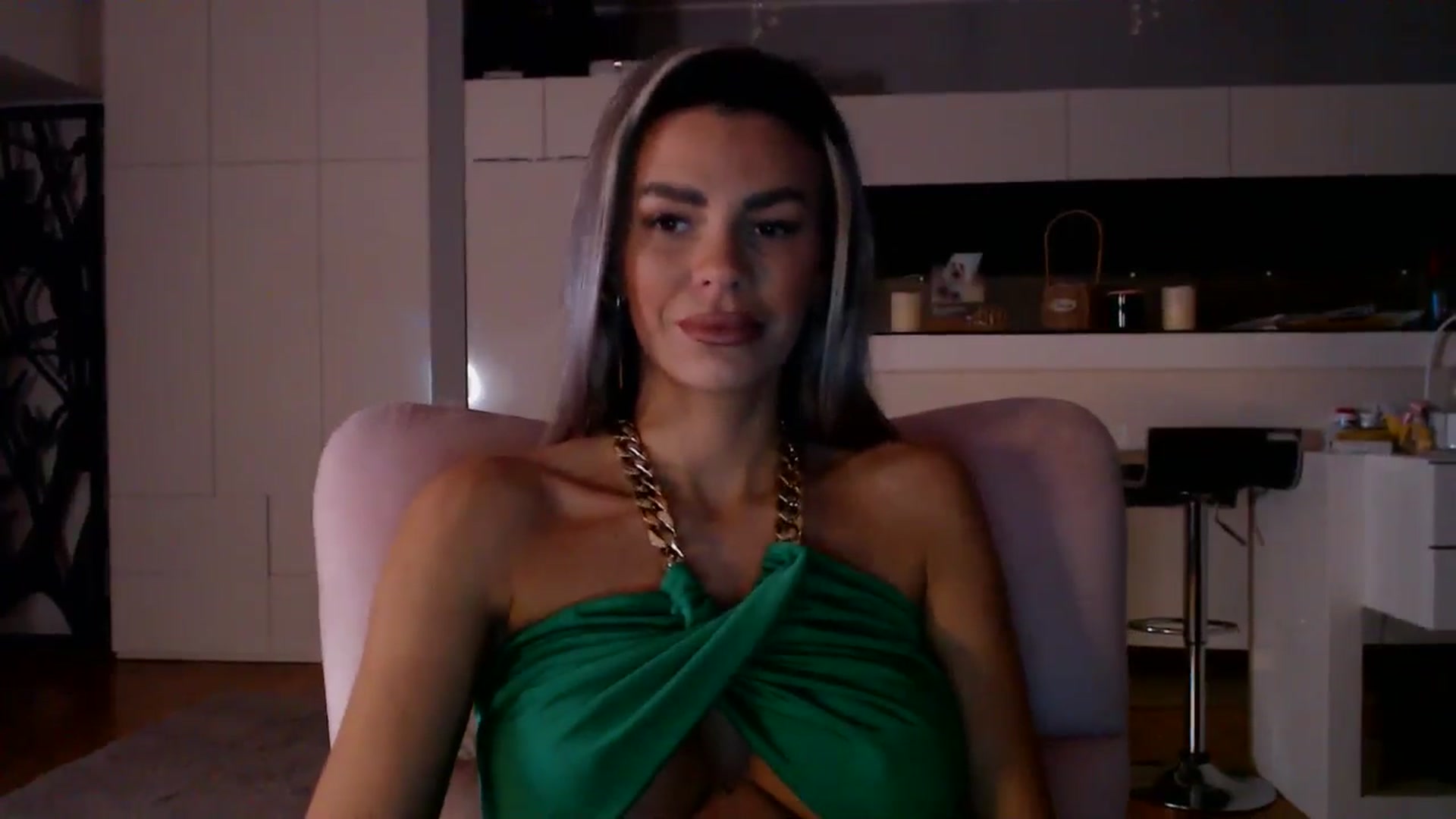 Gallery image thumbnail from D_y_y's myfreecams stream on, 02/06/2026, 05:58 image 3 of 20
