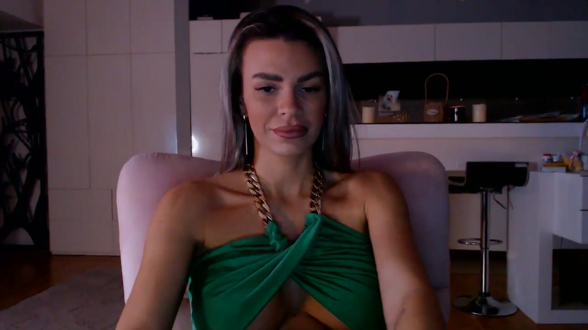 Gallery image thumbnail from D_y_y's myfreecams stream on, 02/06/2026, 05:58 image 15 of 20
