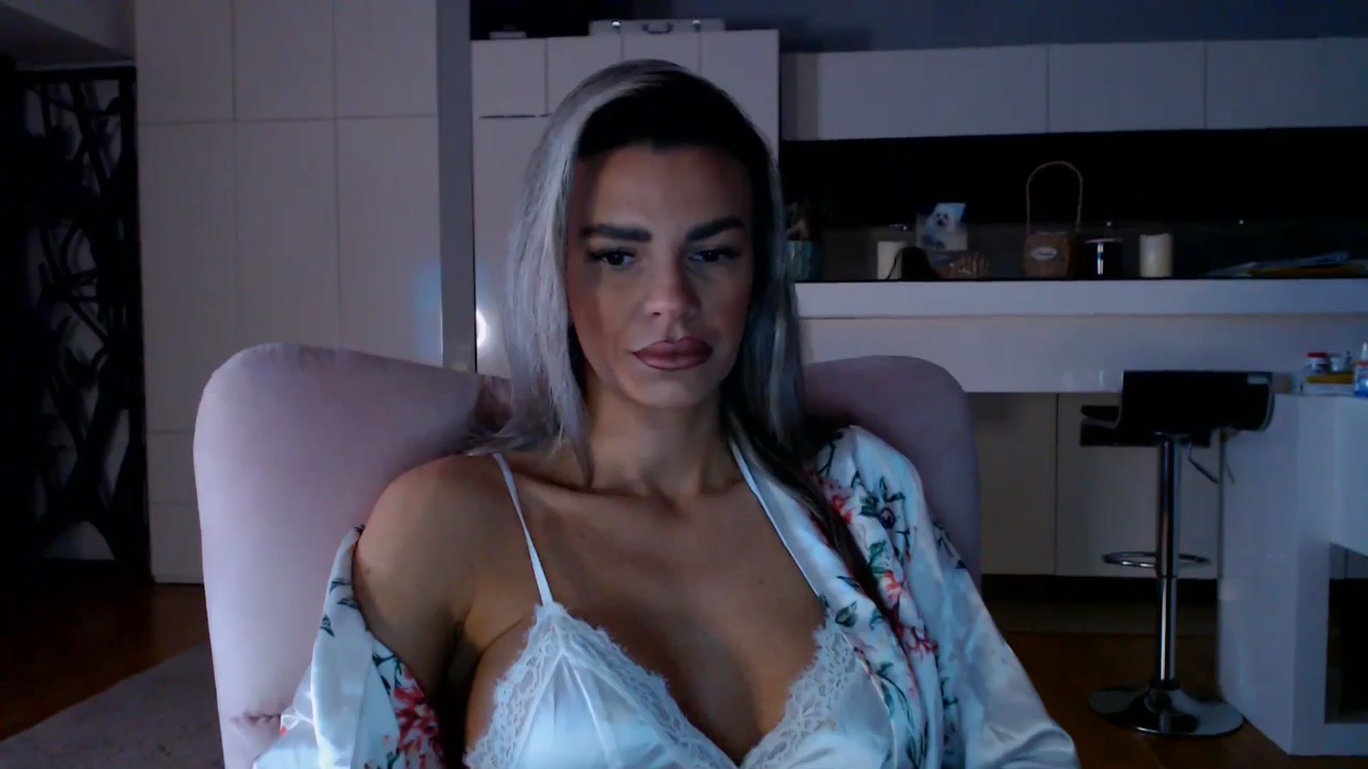 Gallery image thumbnail from D_y_y's myfreecams stream on, 02/08/2026, 06:24 image 3 of 20
