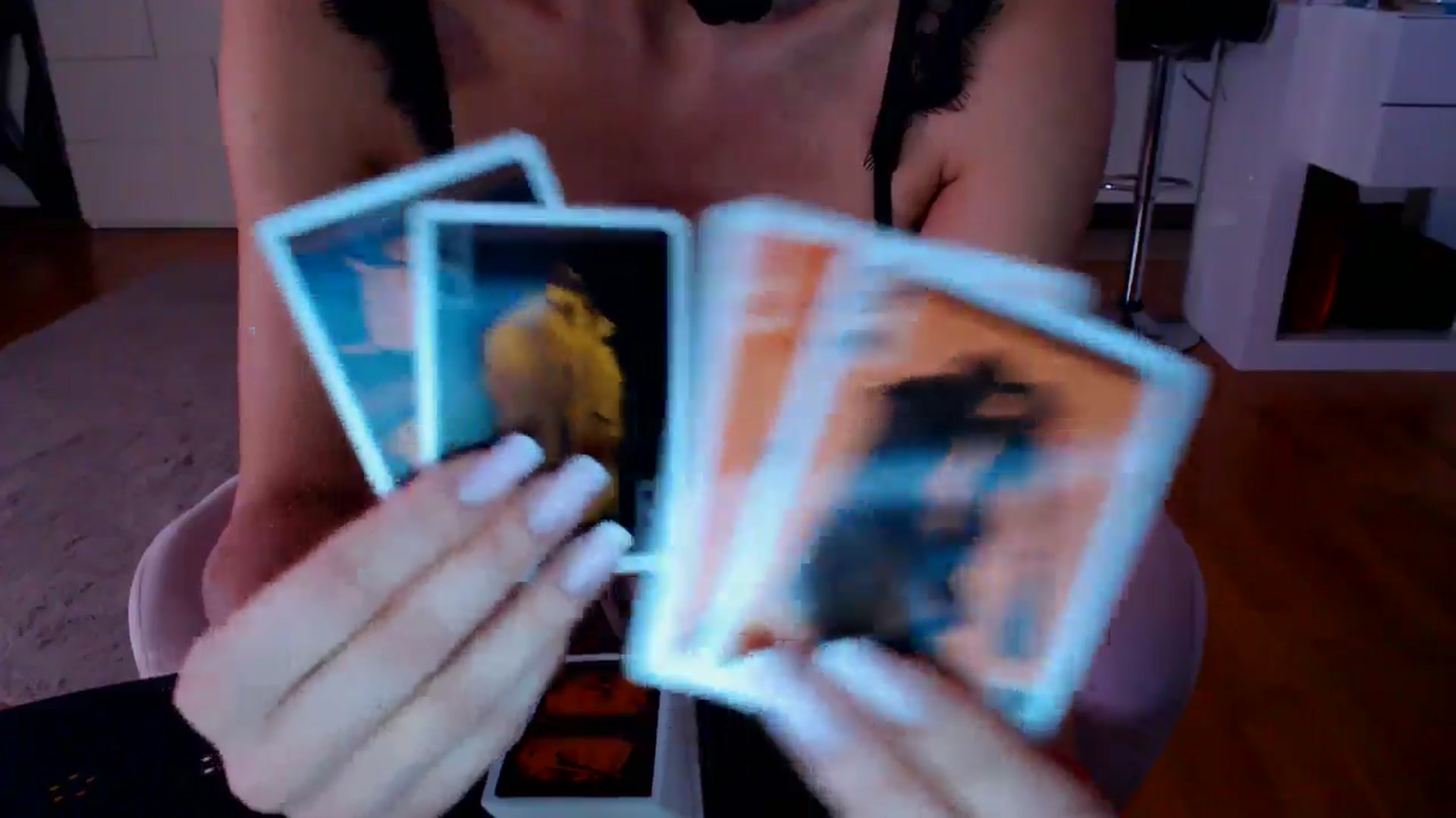 Gallery image thumbnail from D_y_y's myfreecams stream on, 02/12/2026, 06:01 image 6 of 20