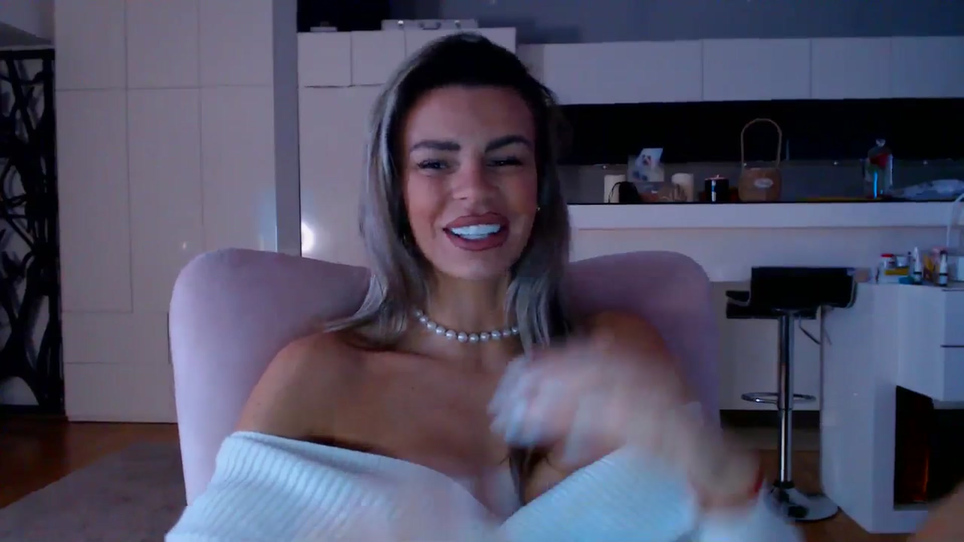 Gallery image thumbnail from D_y_y's myfreecams stream on, 02/13/2026, 06:07 image 20 of 20