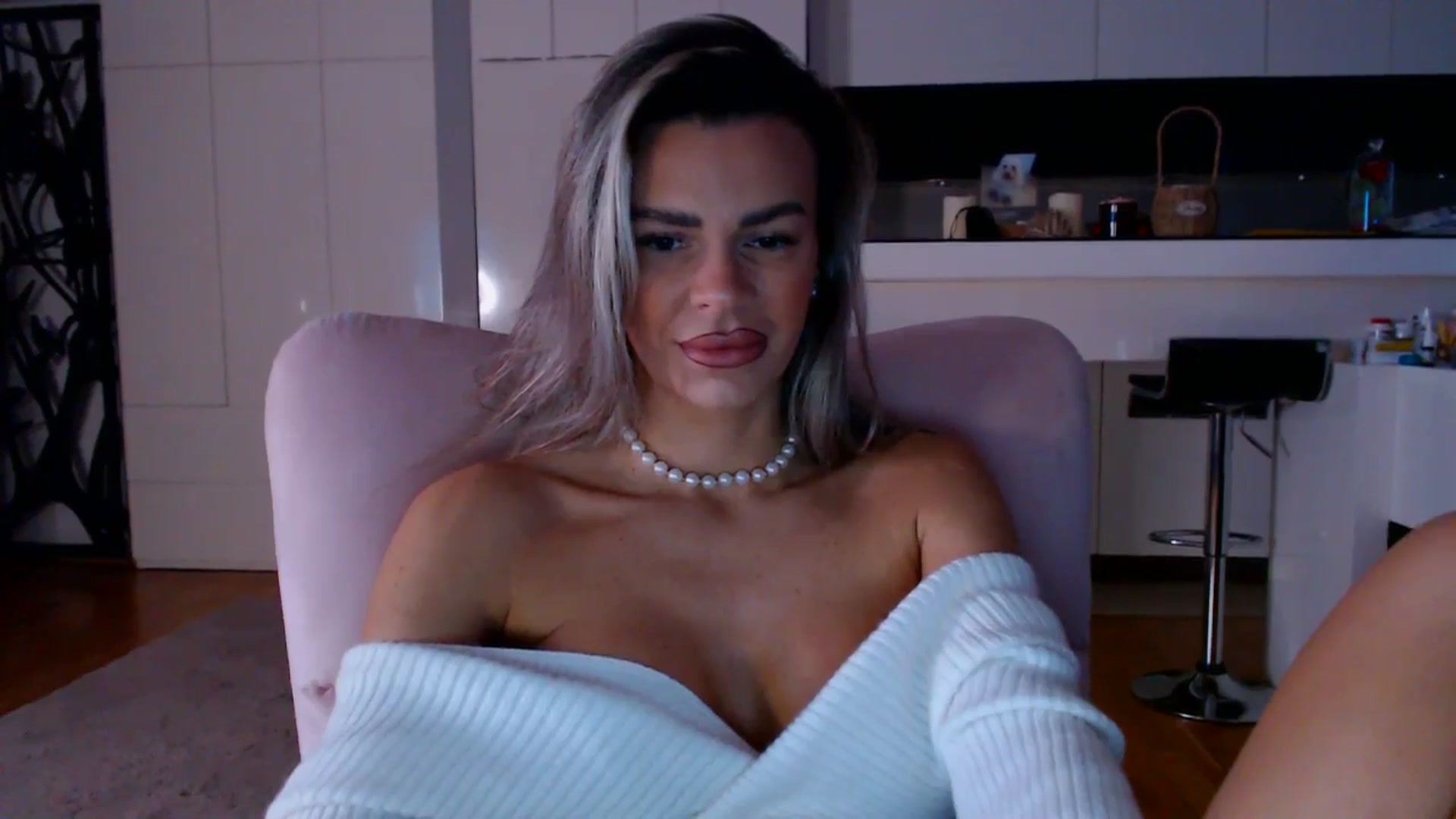 Gallery image thumbnail from D_y_y's myfreecams stream on, 02/13/2026, 06:07 image 11 of 20