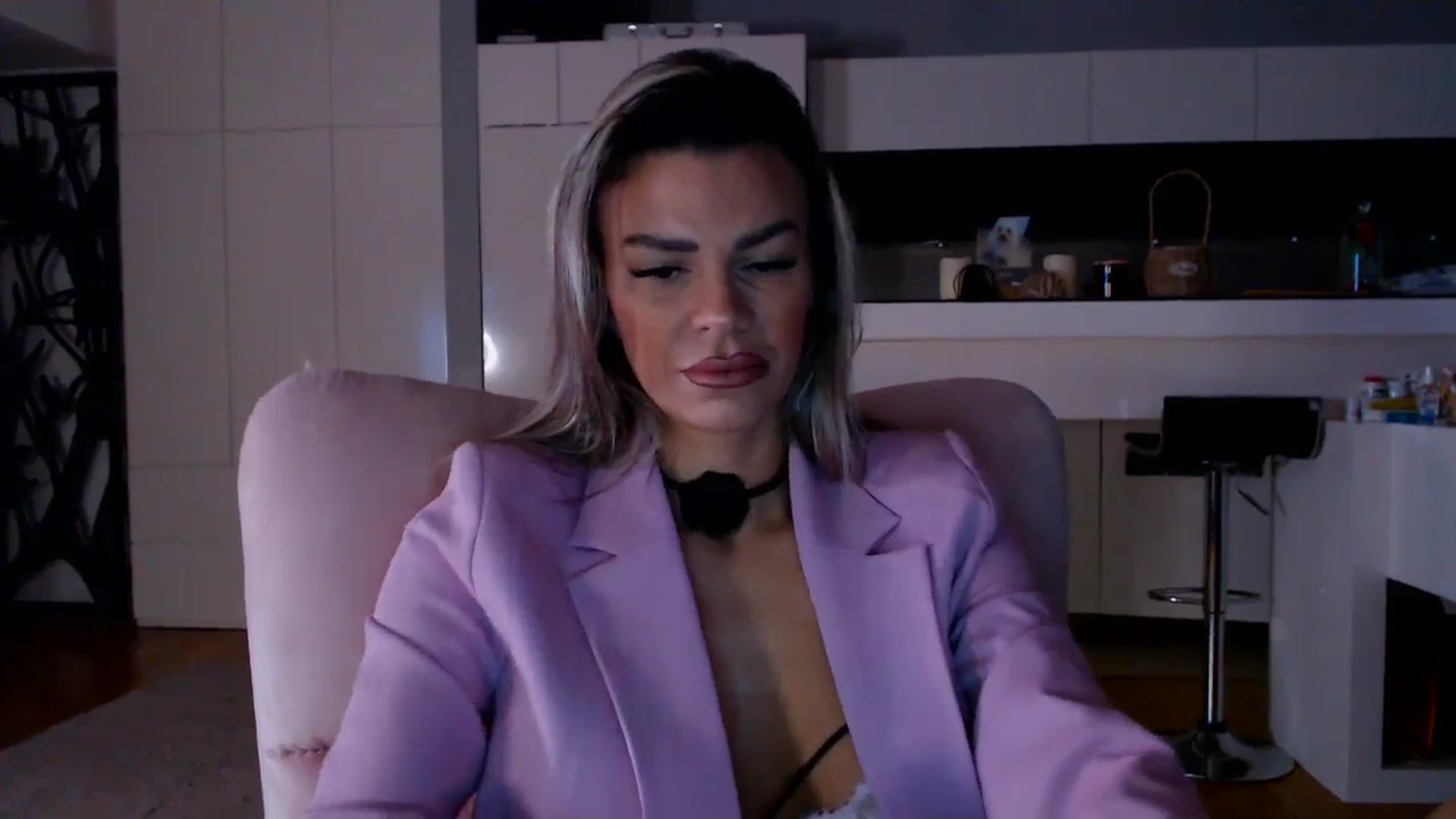 Gallery image thumbnail from D_y_y's myfreecams stream on, 02/14/2026, 06:02 image 11 of 20