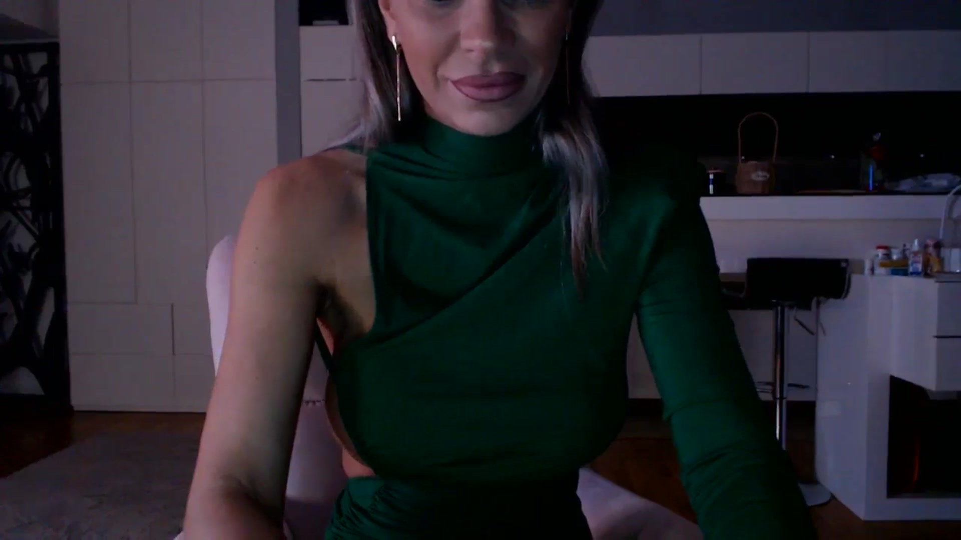 Gallery image thumbnail from D_y_y's myfreecams stream on, 02/17/2026, 05:47 image 5 of 20