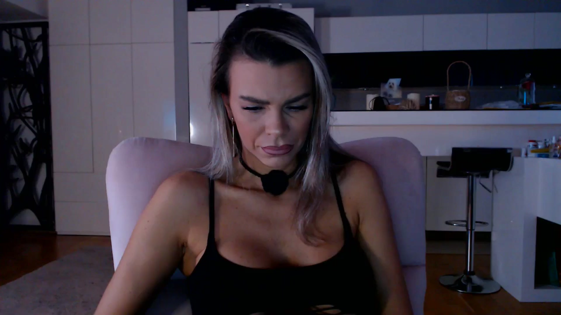 Gallery image thumbnail from D_y_y's myfreecams stream on, 02/21/2026, 06:15 image 3 of 20